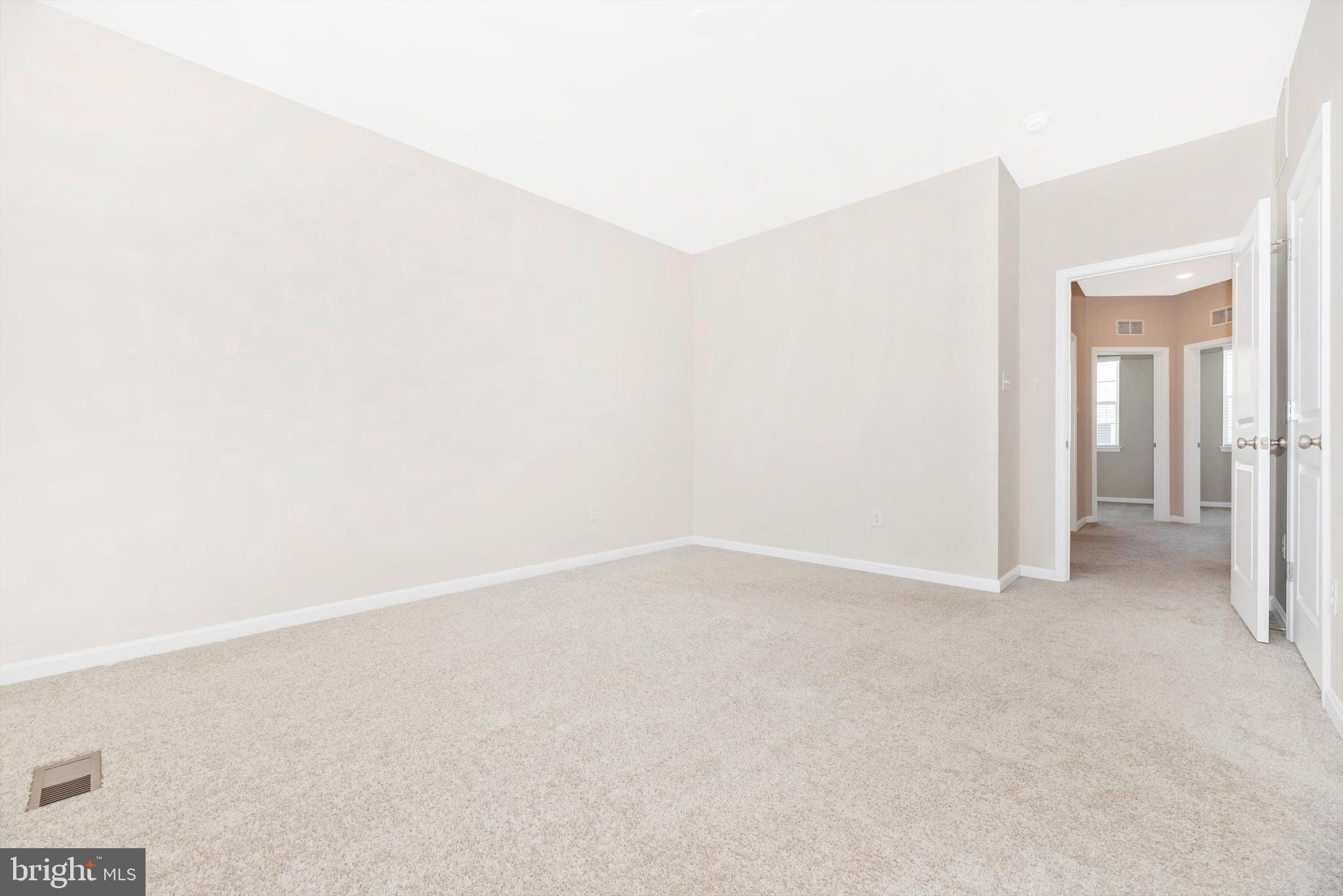 WESTVIEW SOUTH - Residential Lease