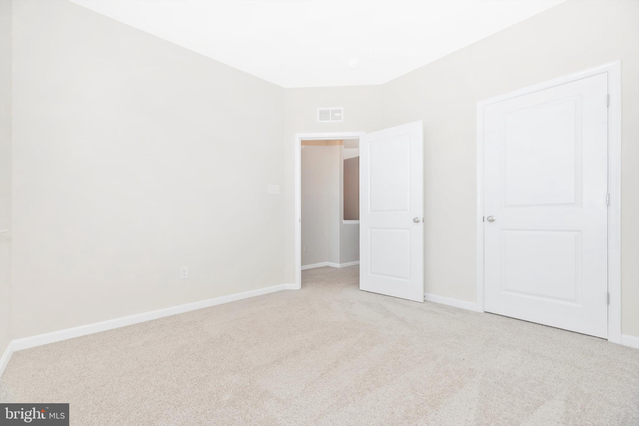 WESTVIEW SOUTH - Residential Lease