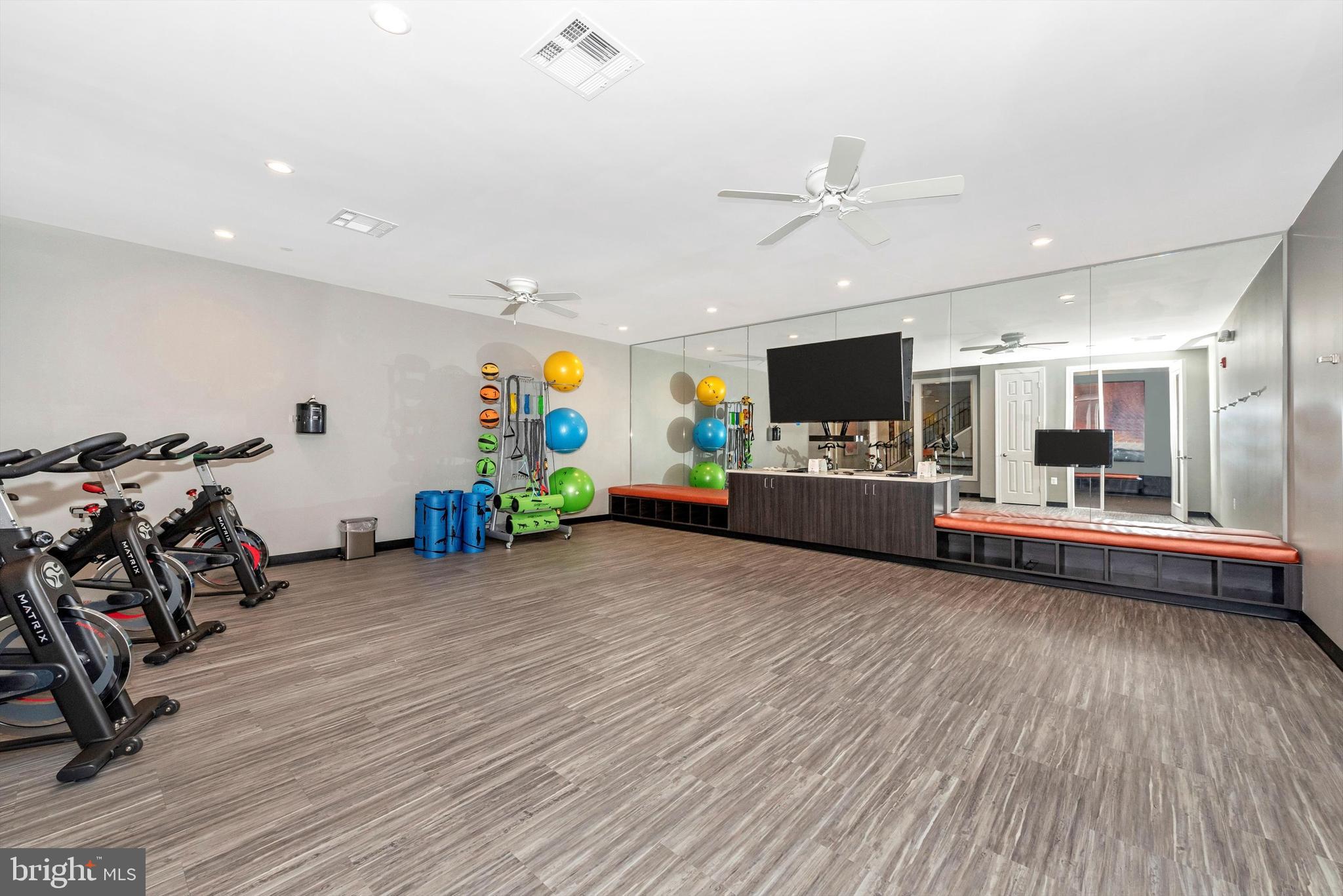 WESTVIEW SOUTH - Residential Lease