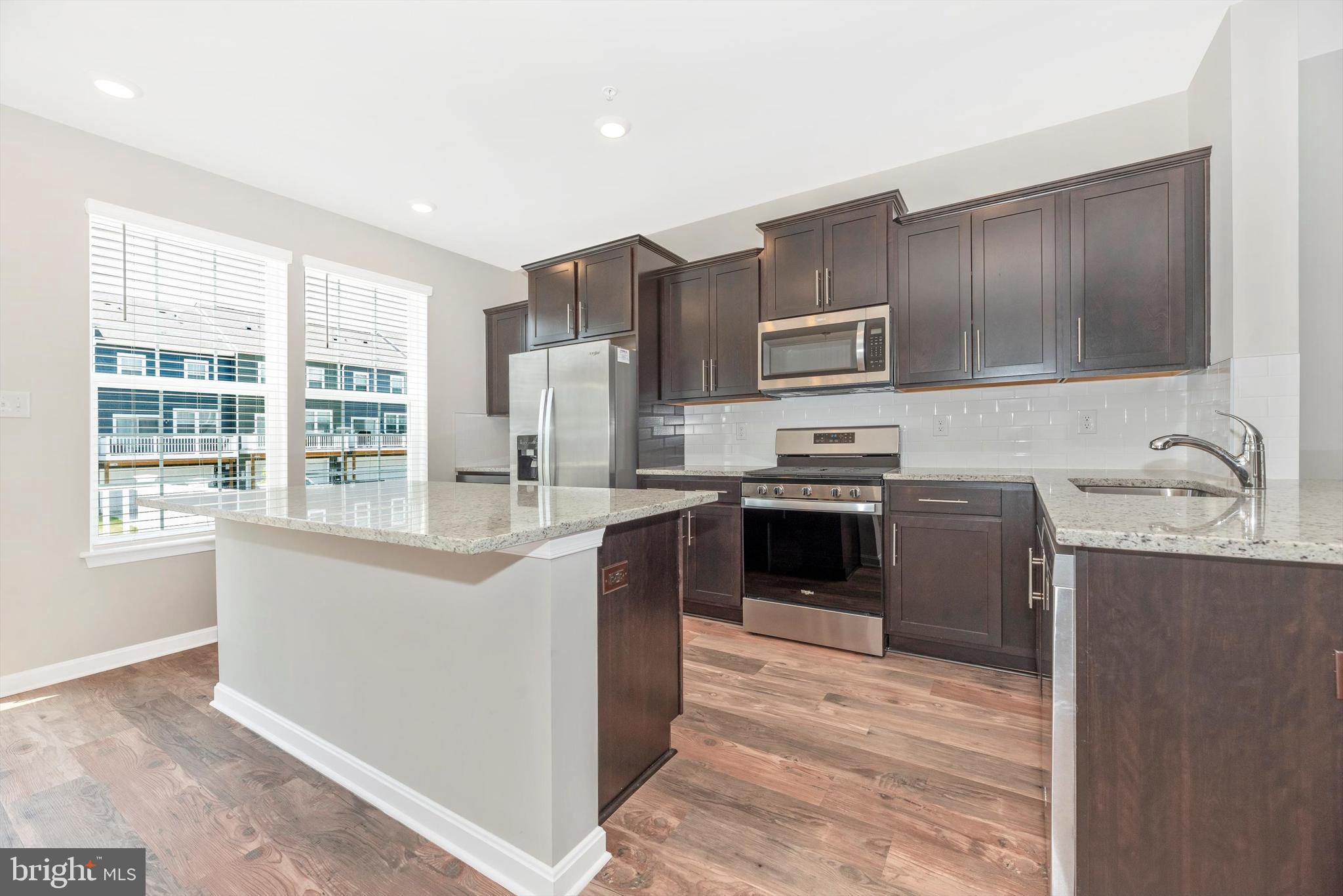 WESTVIEW SOUTH - Residential Lease