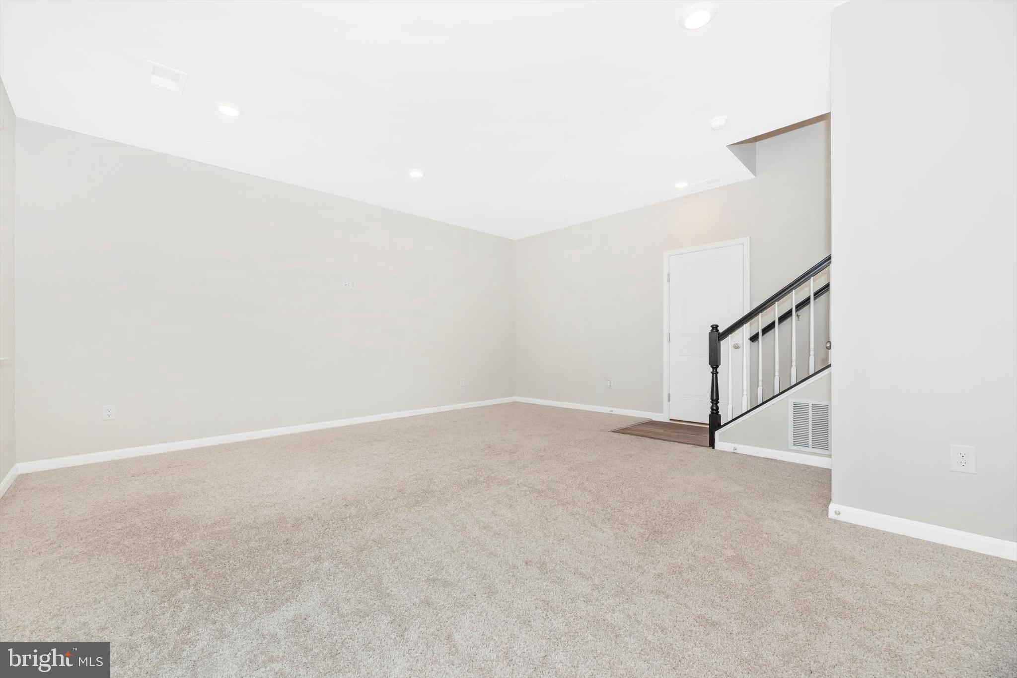 WESTVIEW SOUTH - Residential Lease