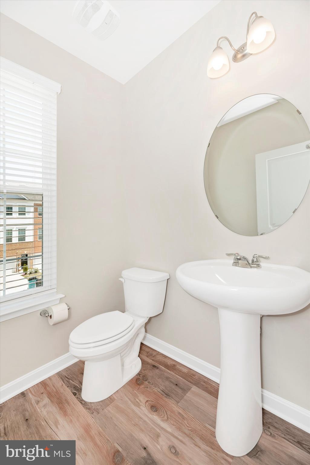 WESTVIEW SOUTH - Residential Lease