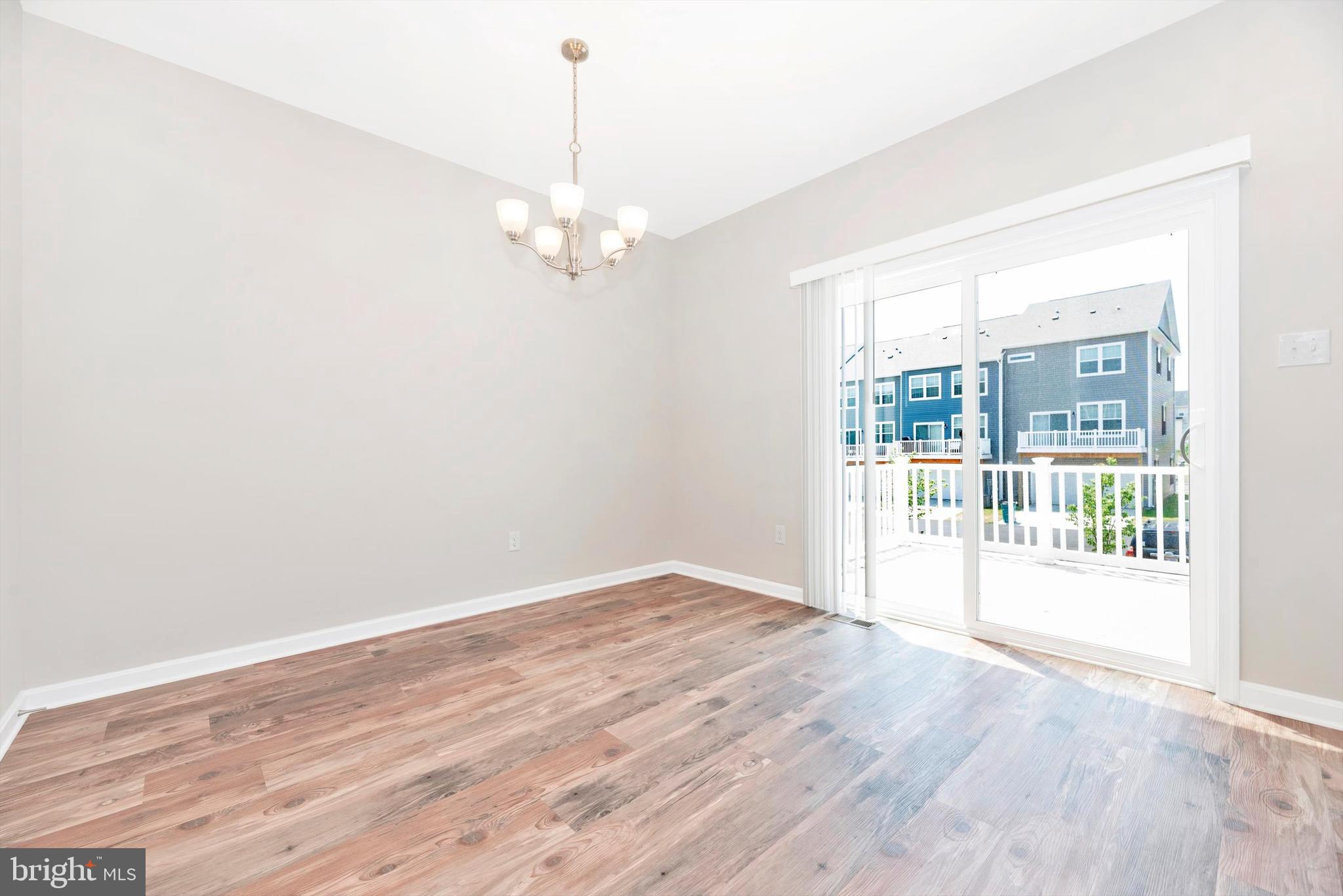 WESTVIEW SOUTH - Residential Lease