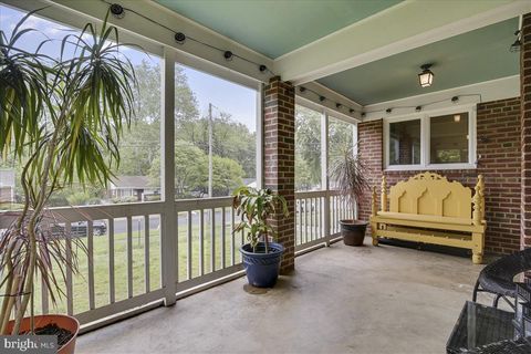 7315 MARC DRIVE FALLS CHURCH VA 22042