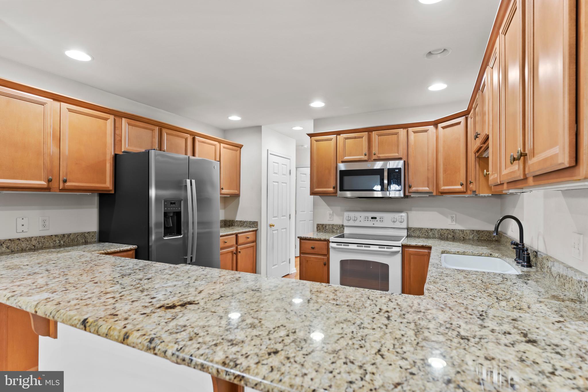 4230 ROTH FARM VILLAGE CIRCLE