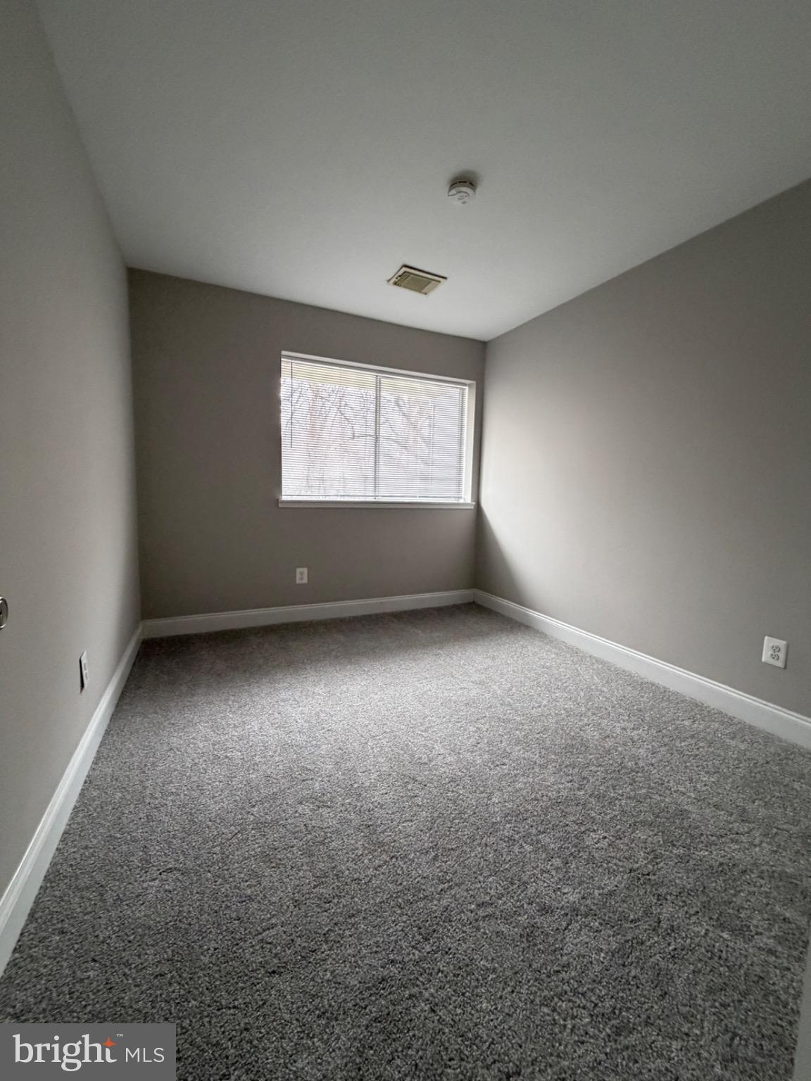 PINES CONDOMINIUM - Residential