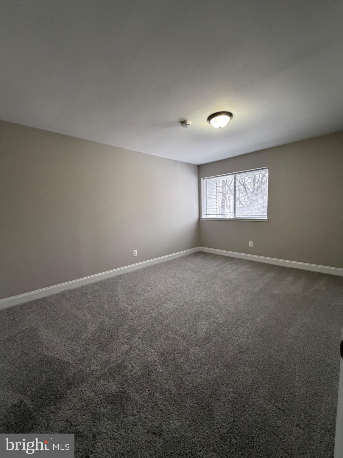 PINES CONDOMINIUM - Residential