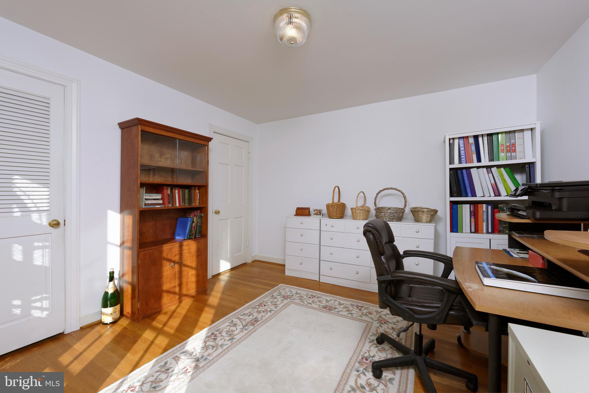 OLD TOWN ALEXANDRIA - Residential