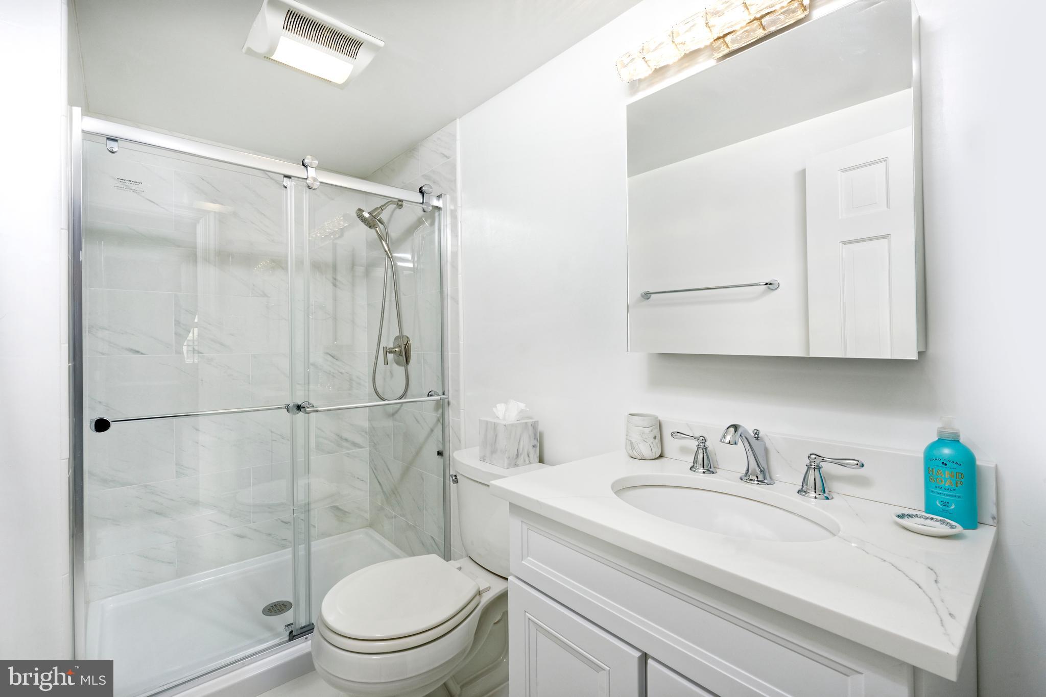 OLD TOWN ALEXANDRIA - Residential