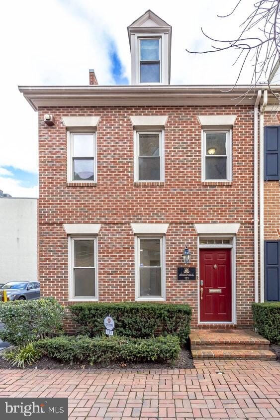 OLD TOWN HISTORIC - Commercial Lease