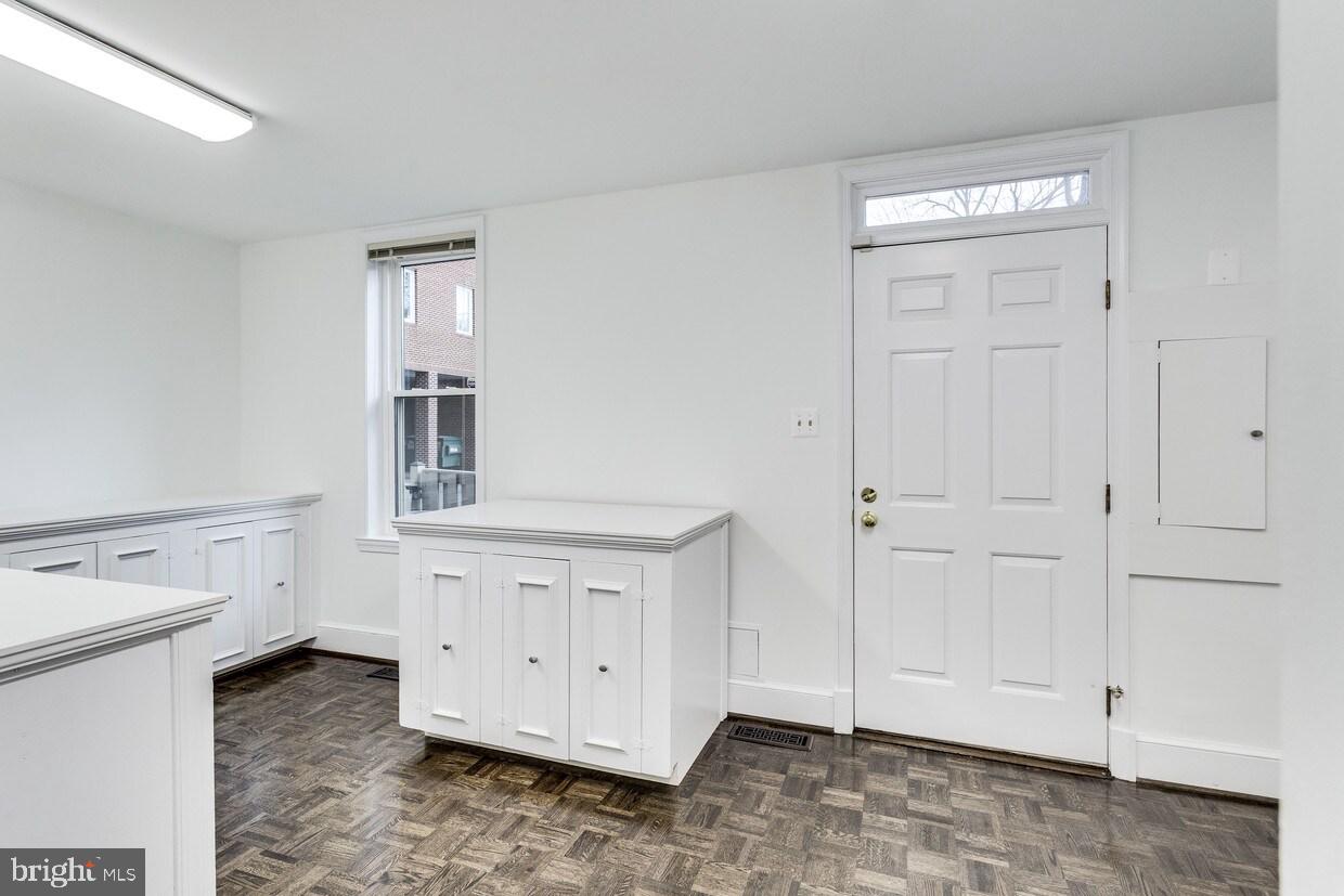 OLD TOWN HISTORIC - Commercial Lease