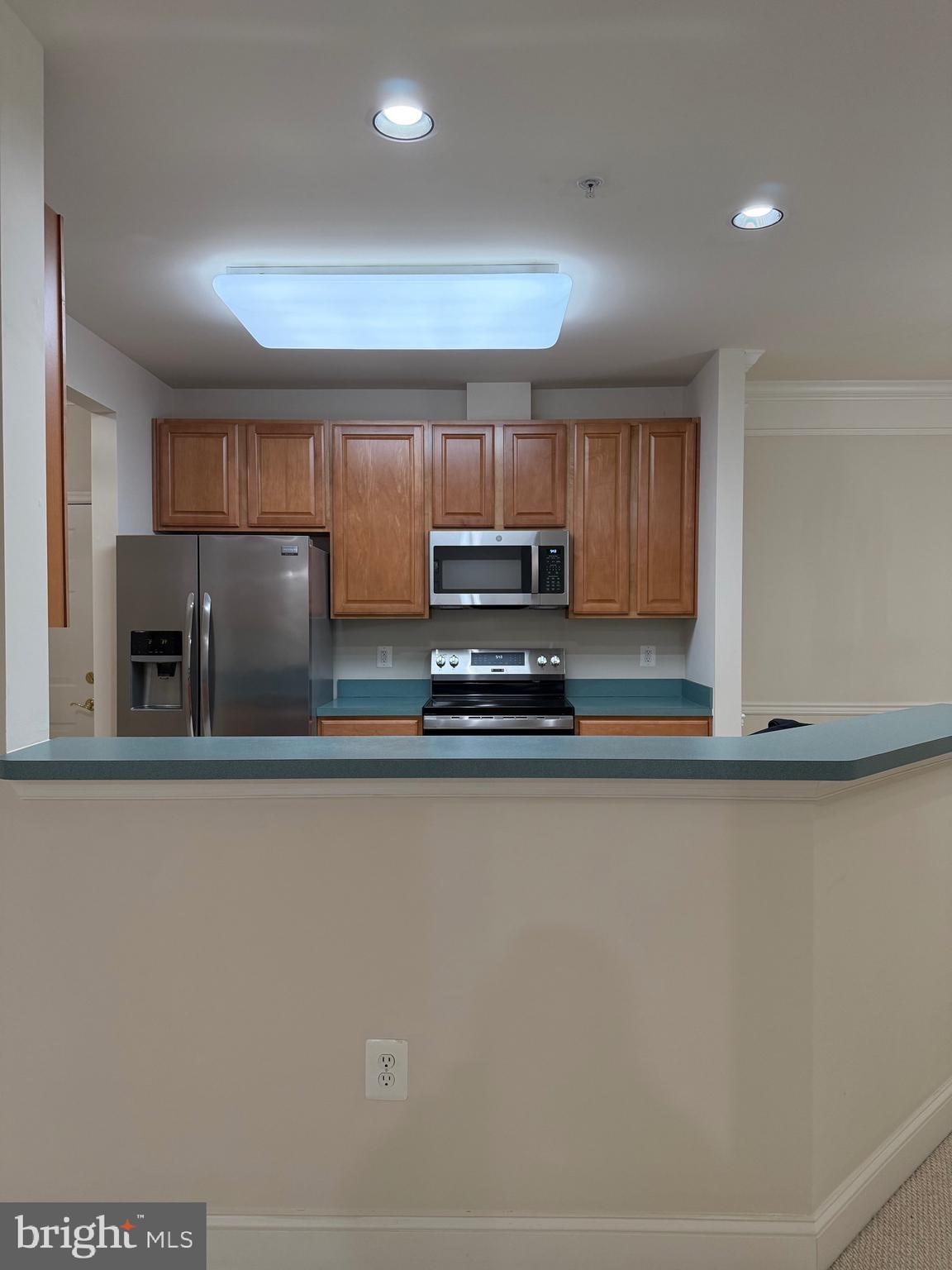 RIVER HILL - Residential Lease