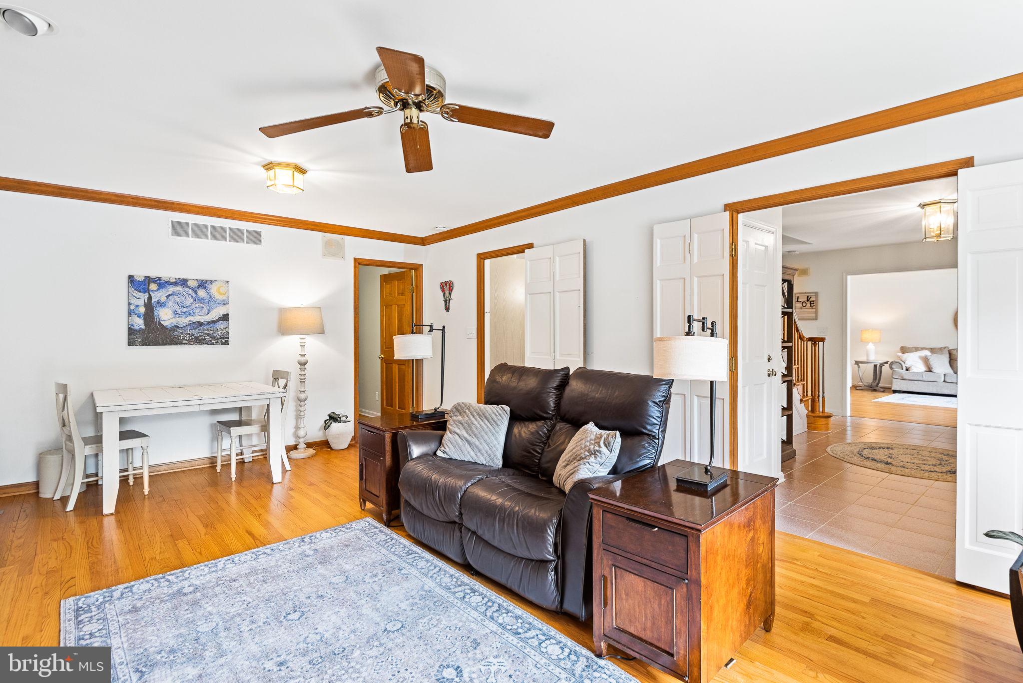 CROFTON ORCHARD - Residential