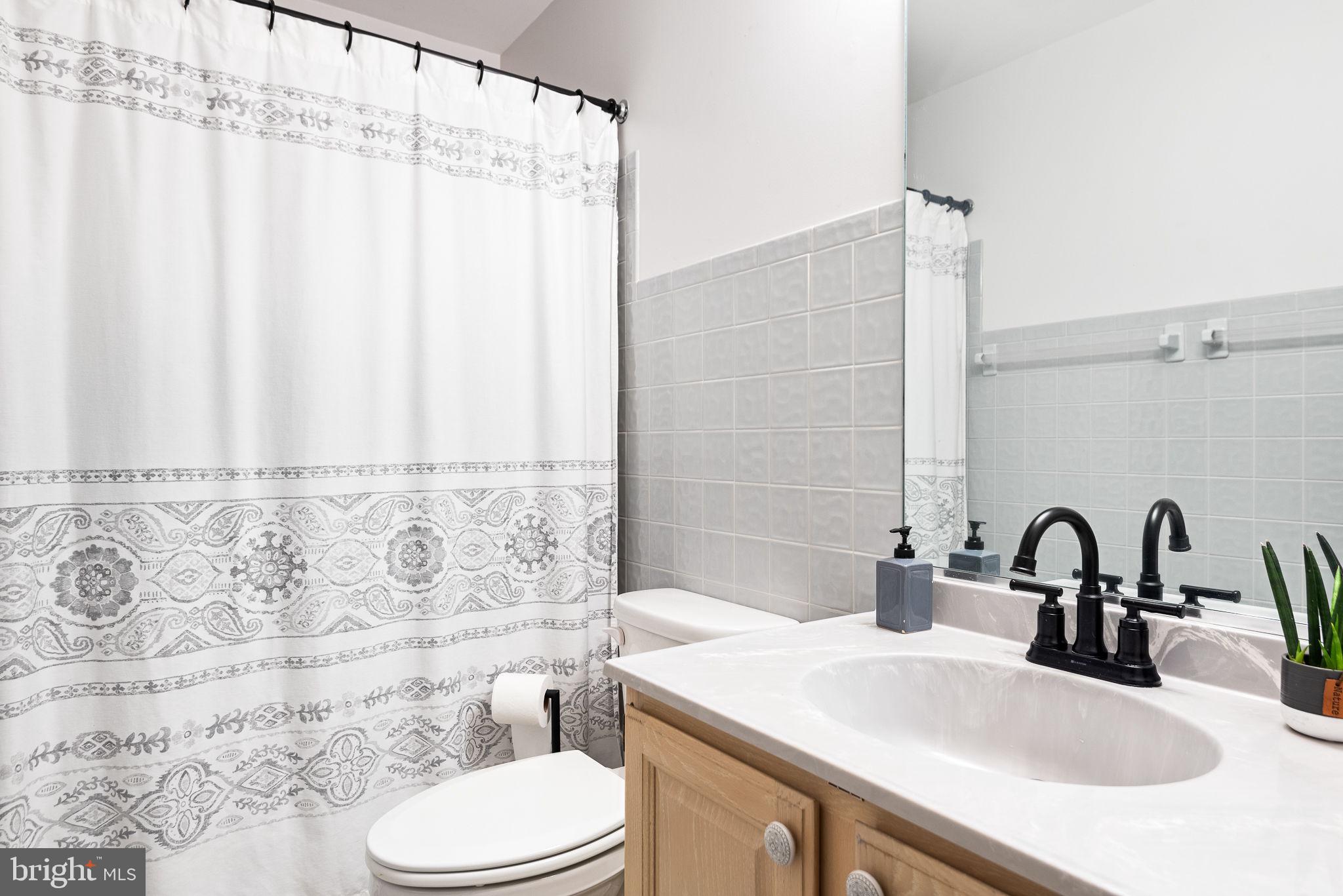 CROFTON ORCHARD - Residential