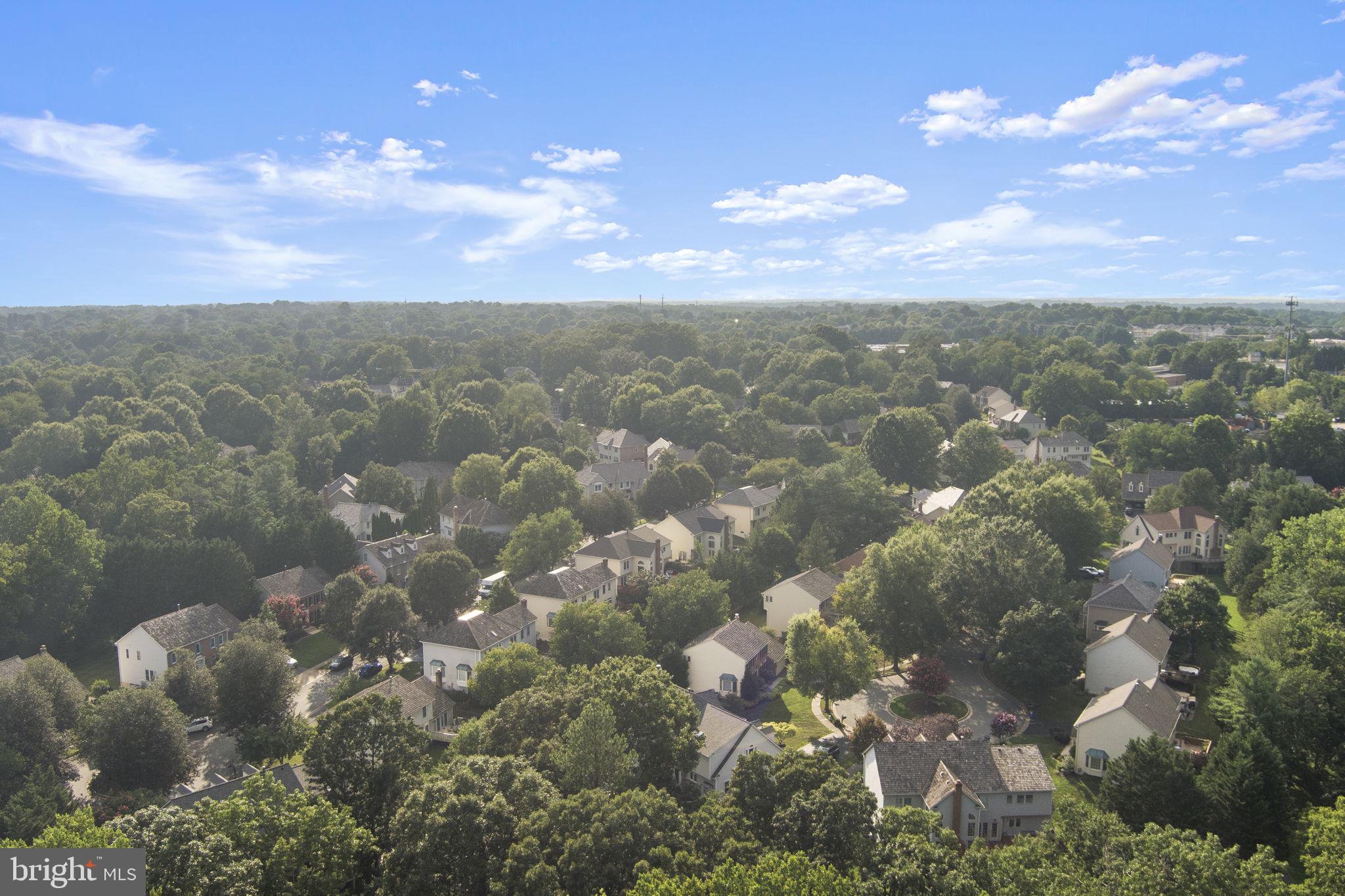 QUINCE ORCHARD KNOLLS - Residential