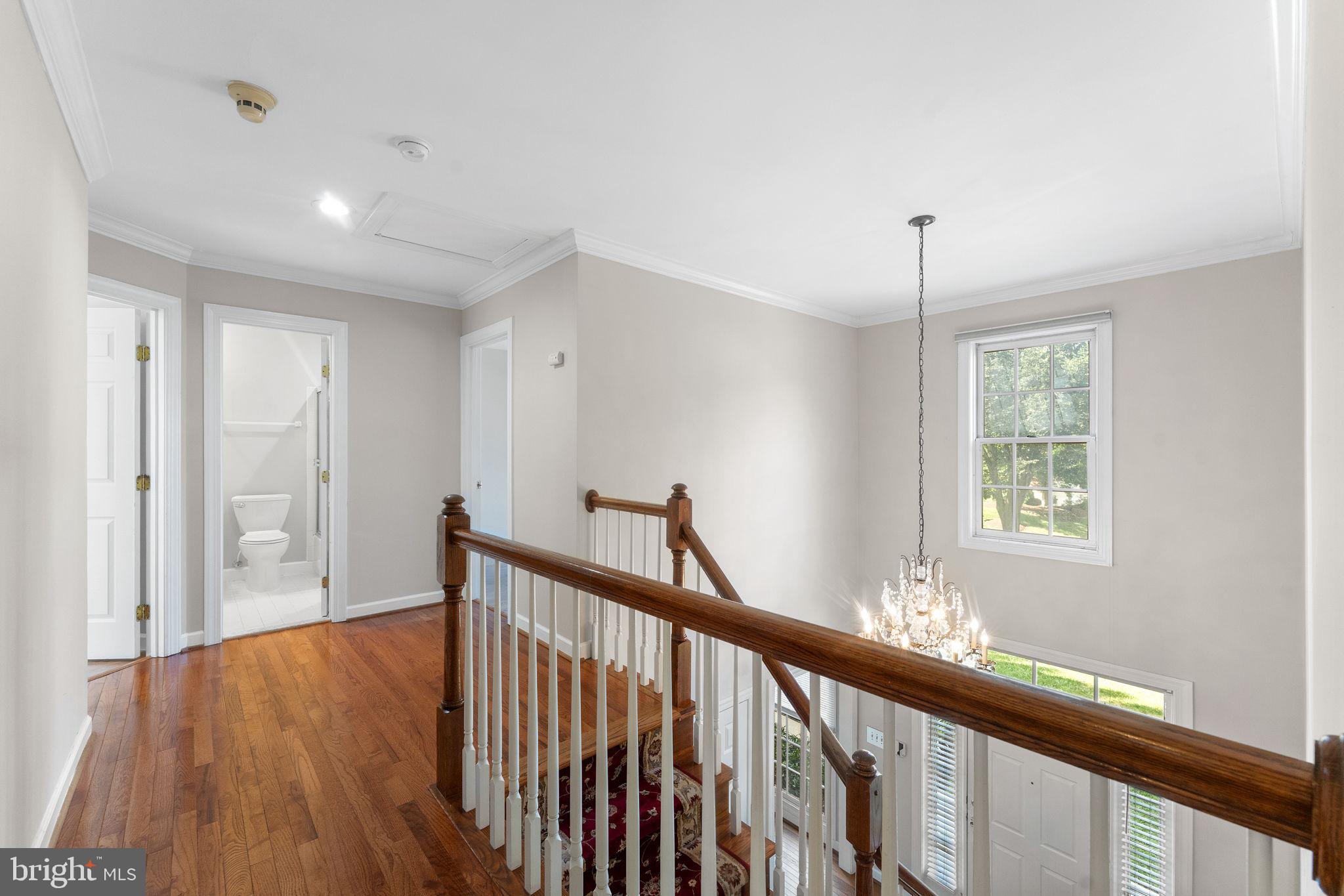 QUINCE ORCHARD KNOLLS - Residential