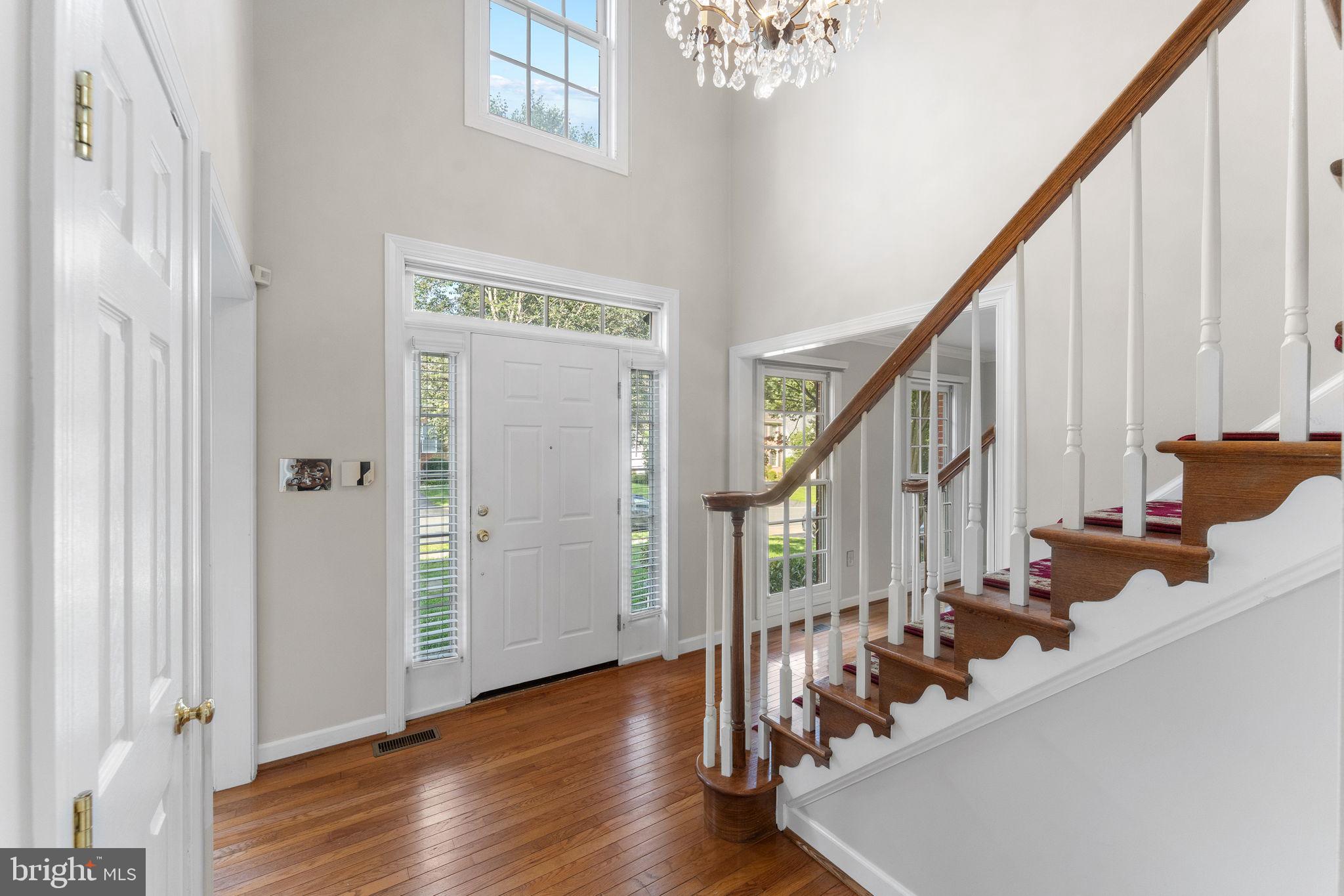 QUINCE ORCHARD KNOLLS - Residential