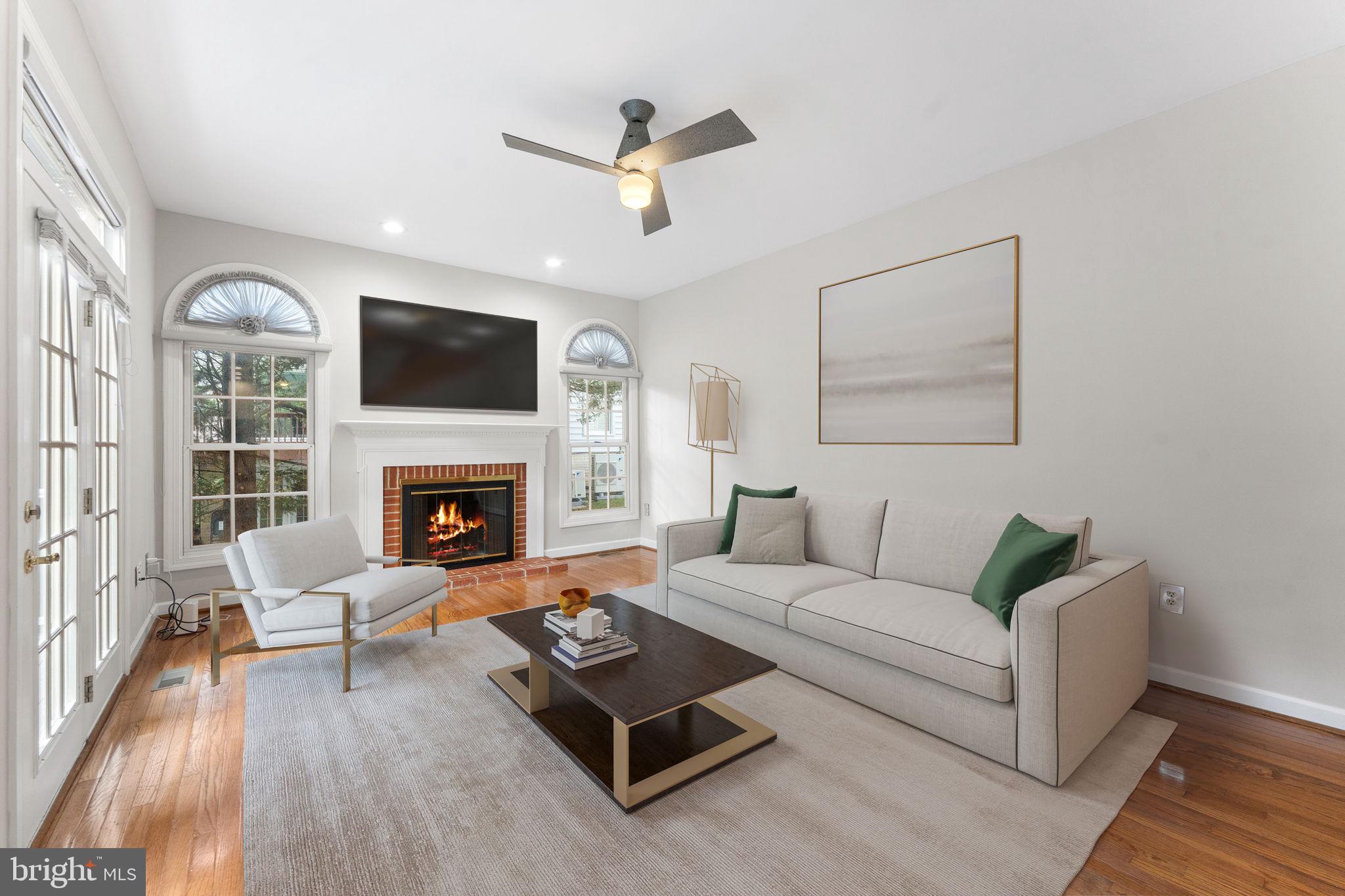 QUINCE ORCHARD KNOLLS - Residential