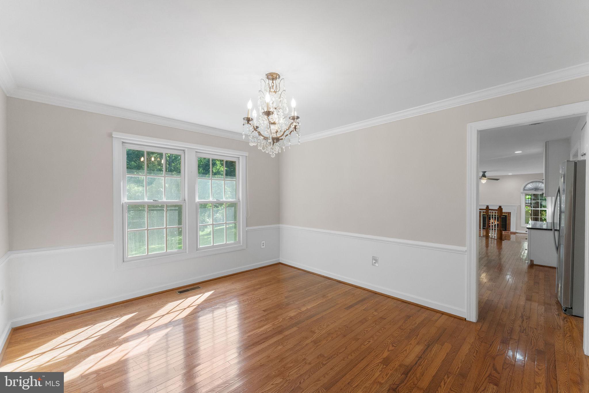 QUINCE ORCHARD KNOLLS - Residential