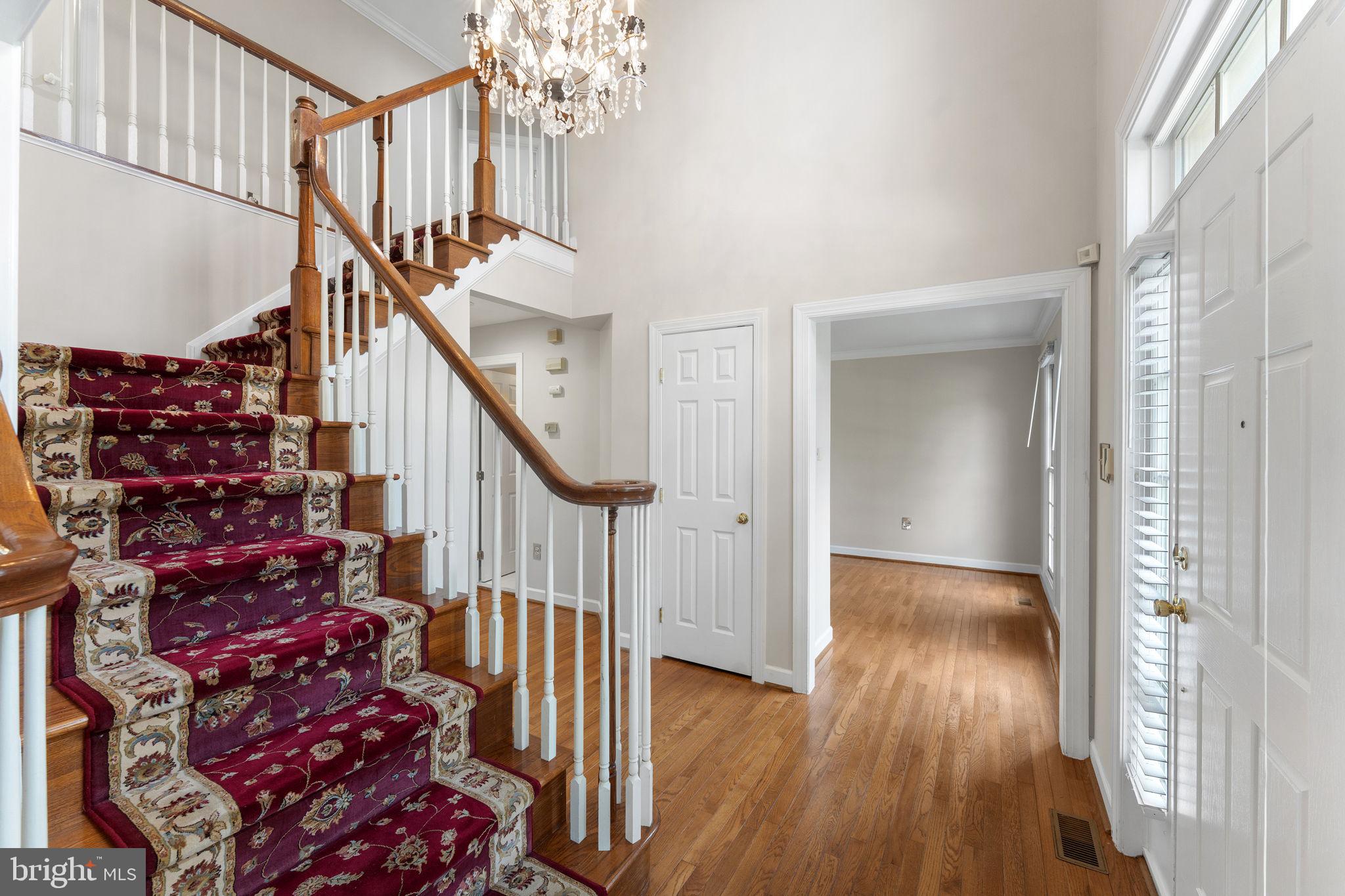 QUINCE ORCHARD KNOLLS - Residential