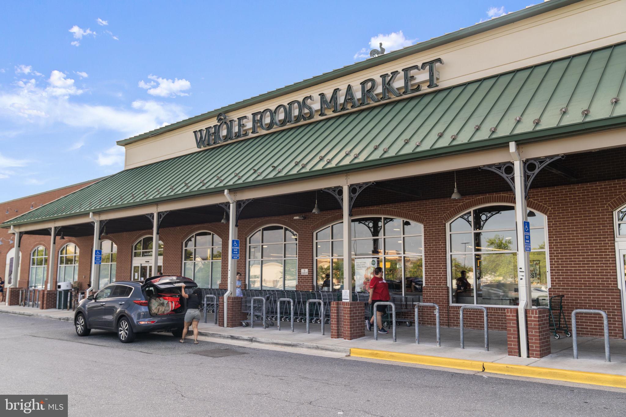 QUINCE ORCHARD KNOLLS - Residential