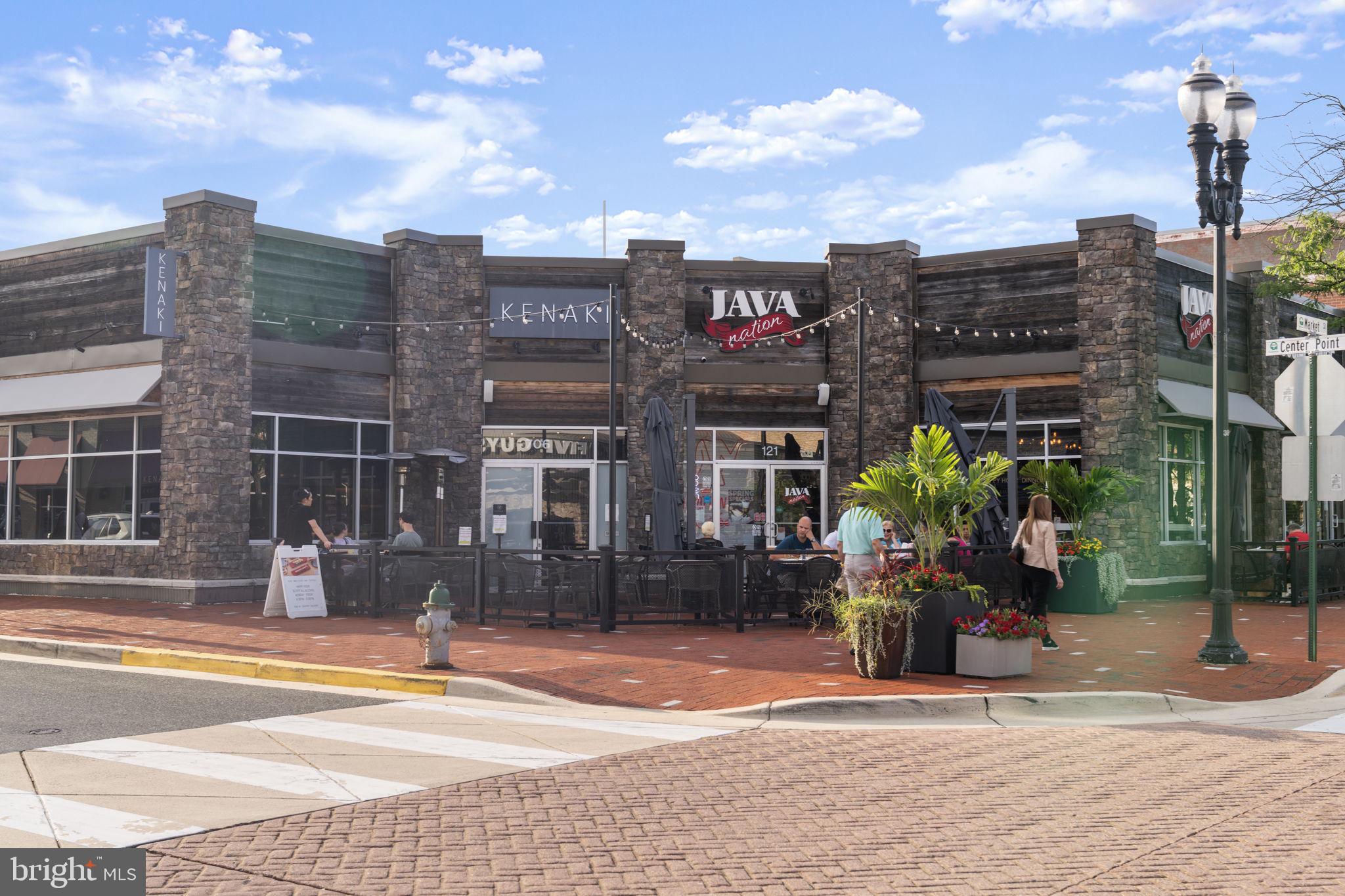 QUINCE ORCHARD KNOLLS - Residential