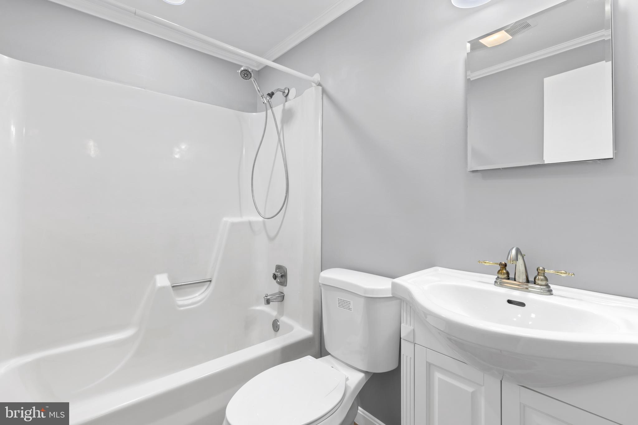 VILLAGE OF HICKORY RIDGE - Residential