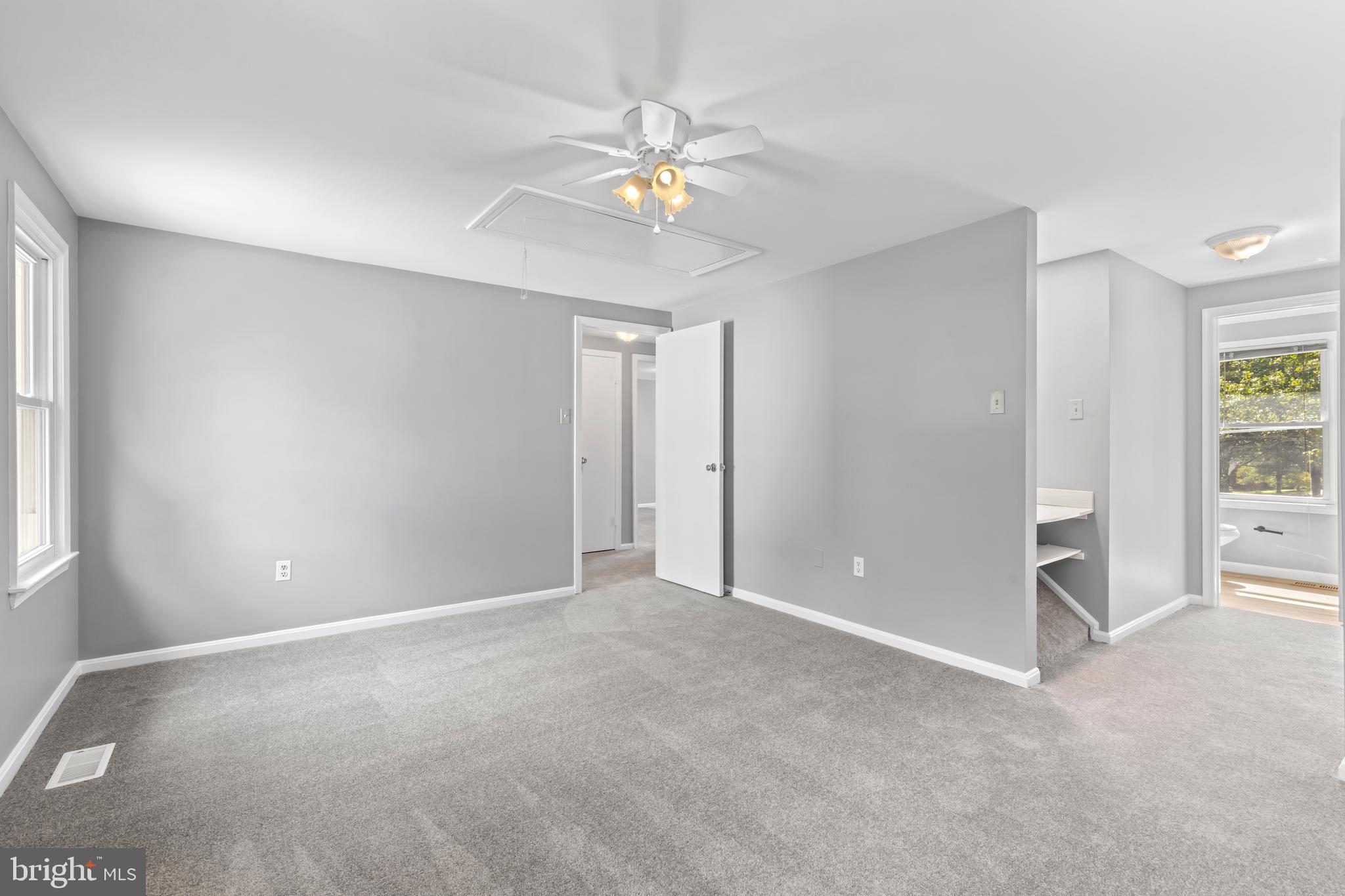 VILLAGE OF HICKORY RIDGE - Residential