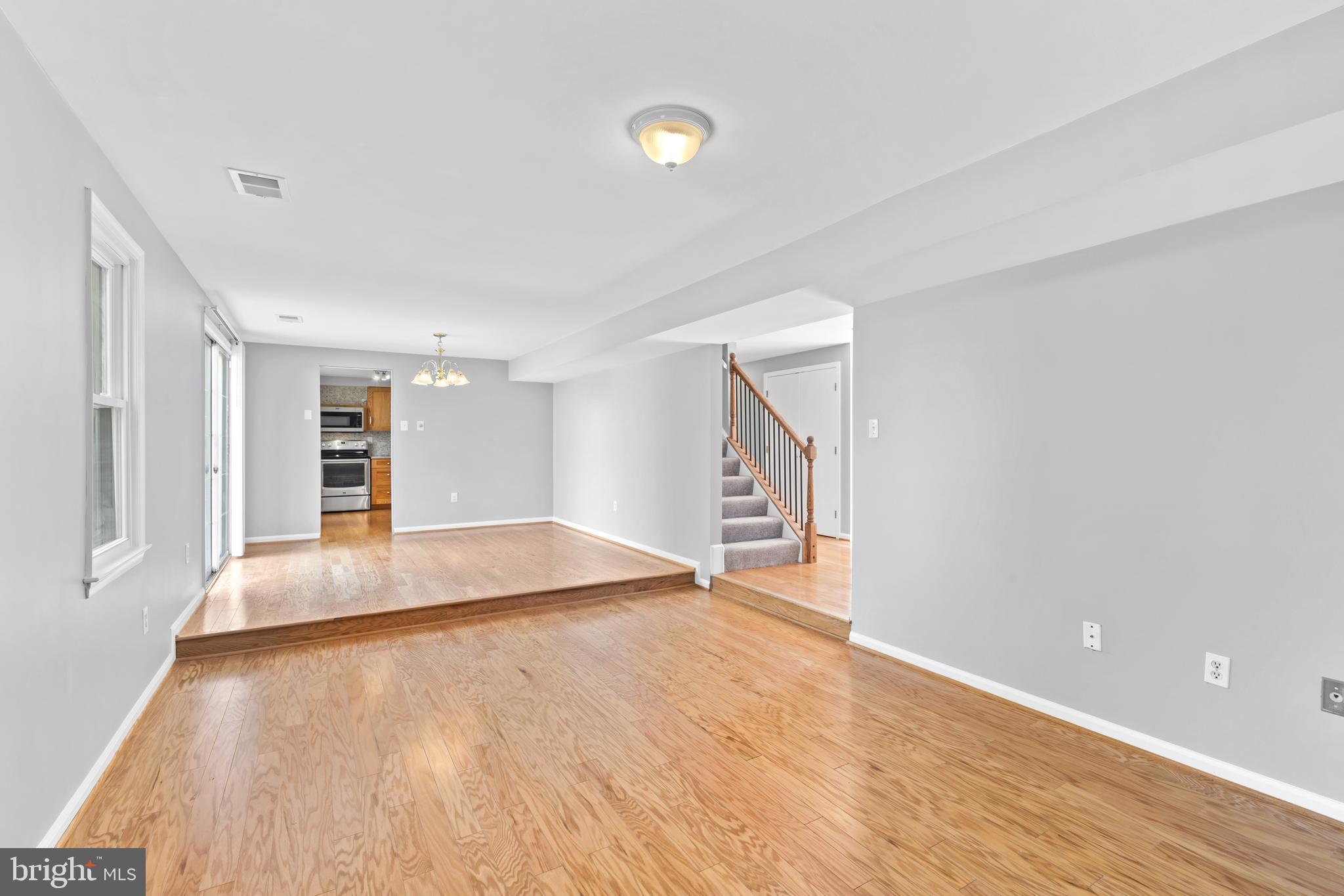 VILLAGE OF HICKORY RIDGE - Residential