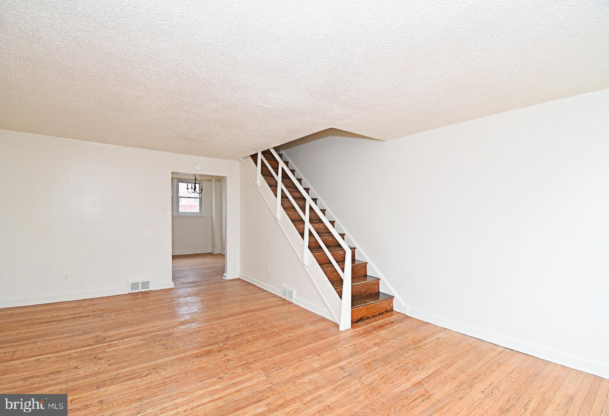 WEST OAK LANE - Residential