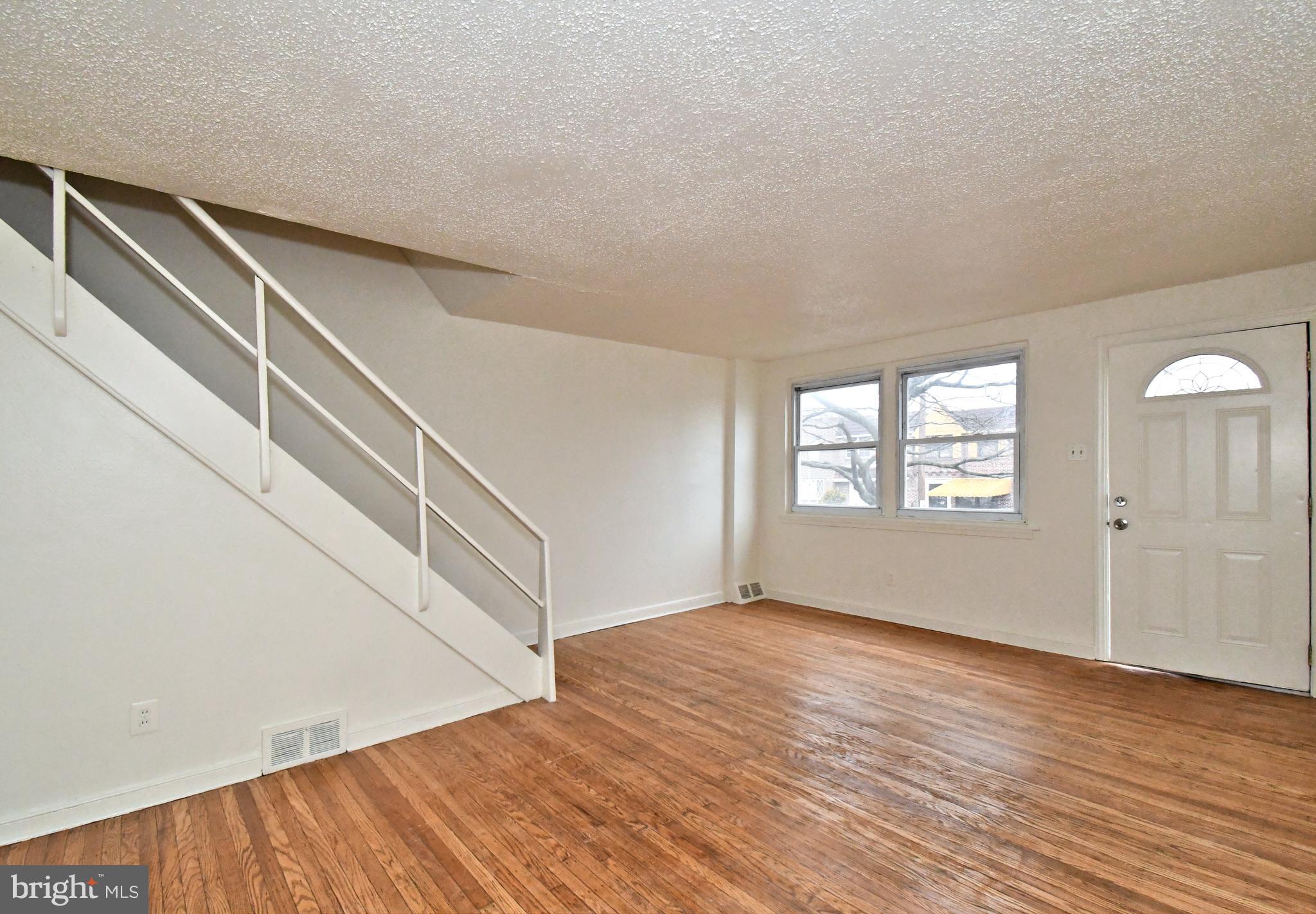 WEST OAK LANE - Residential