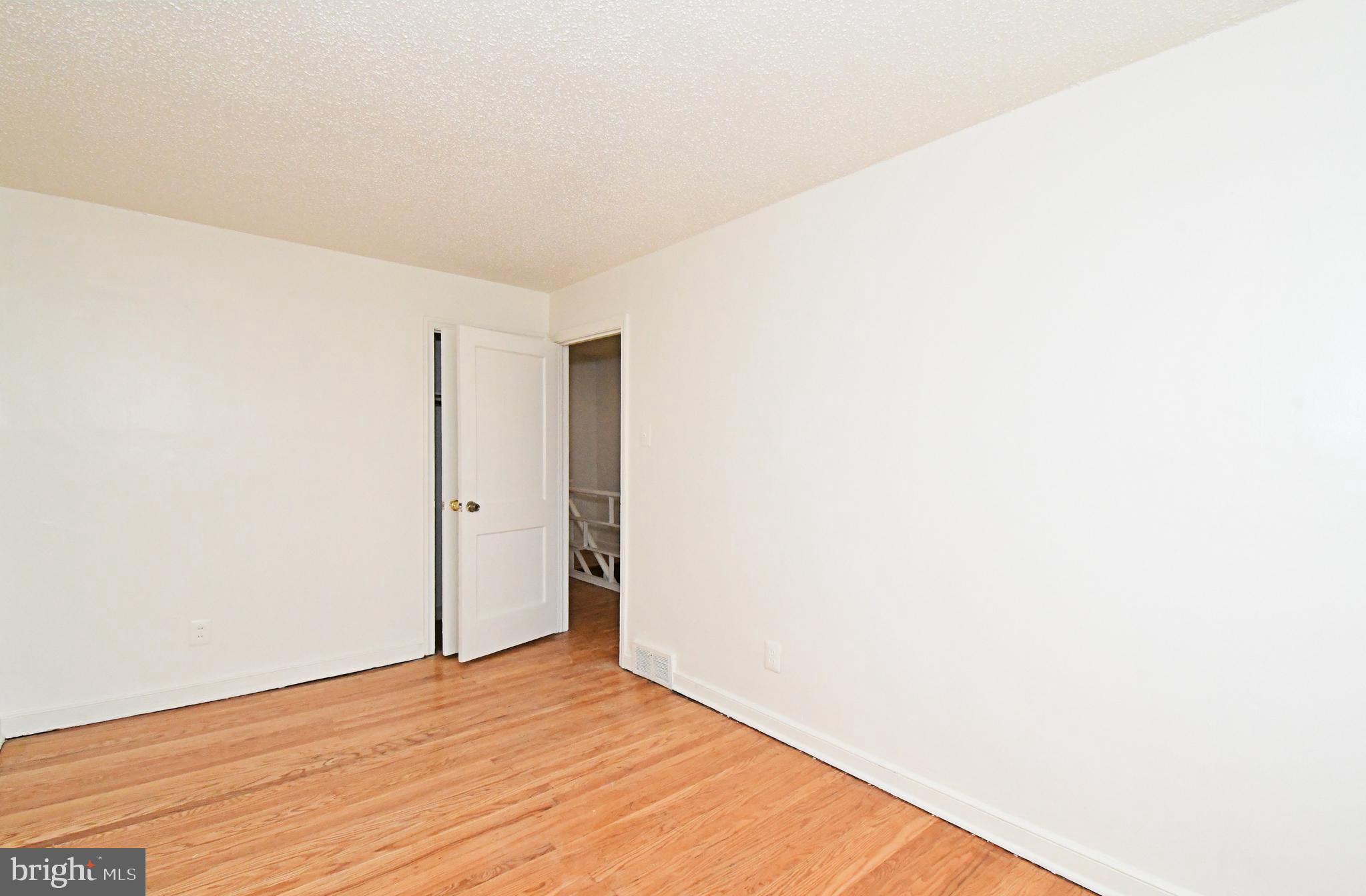 WEST OAK LANE - Residential