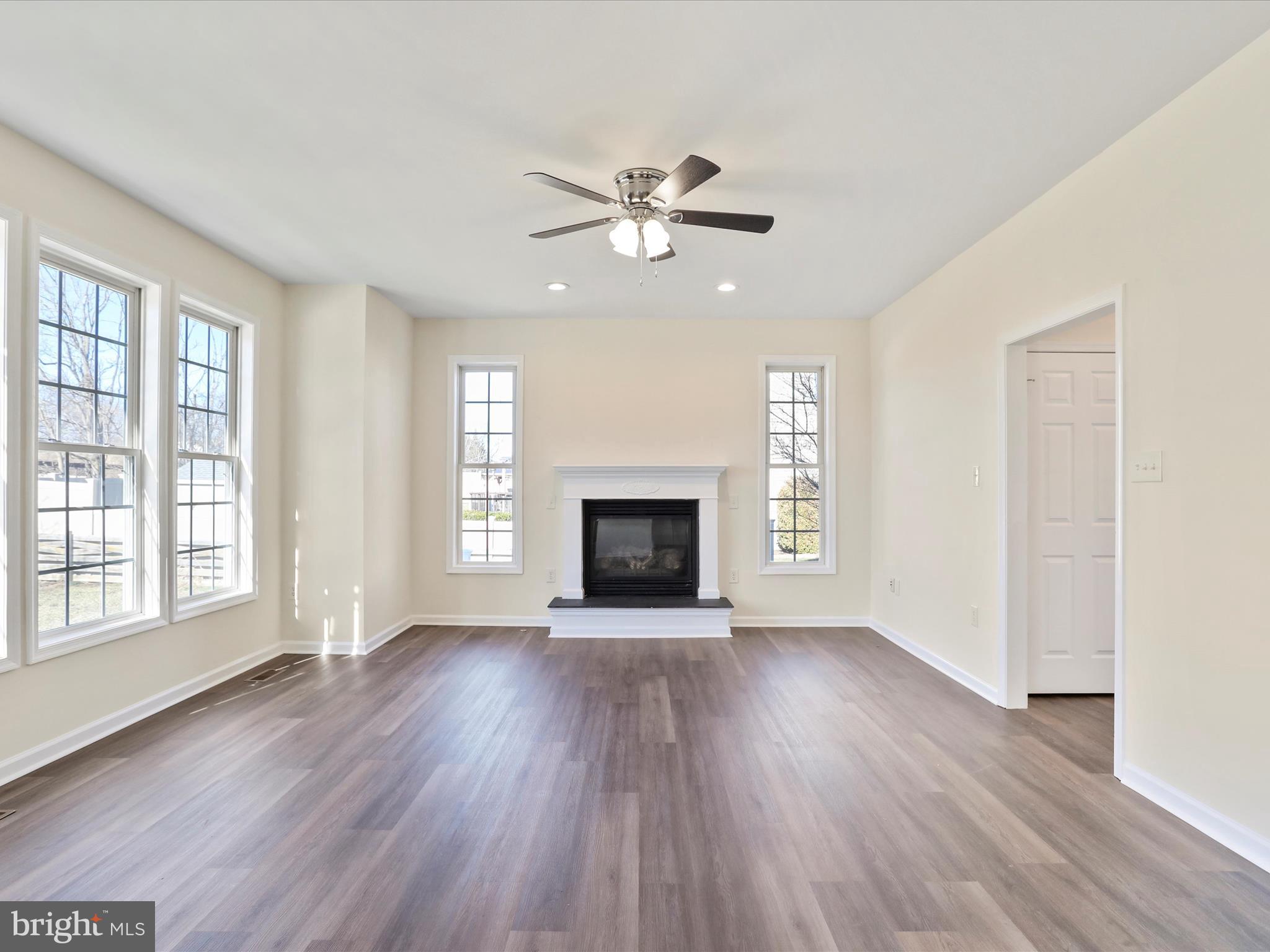 AMBERFIELD - Residential