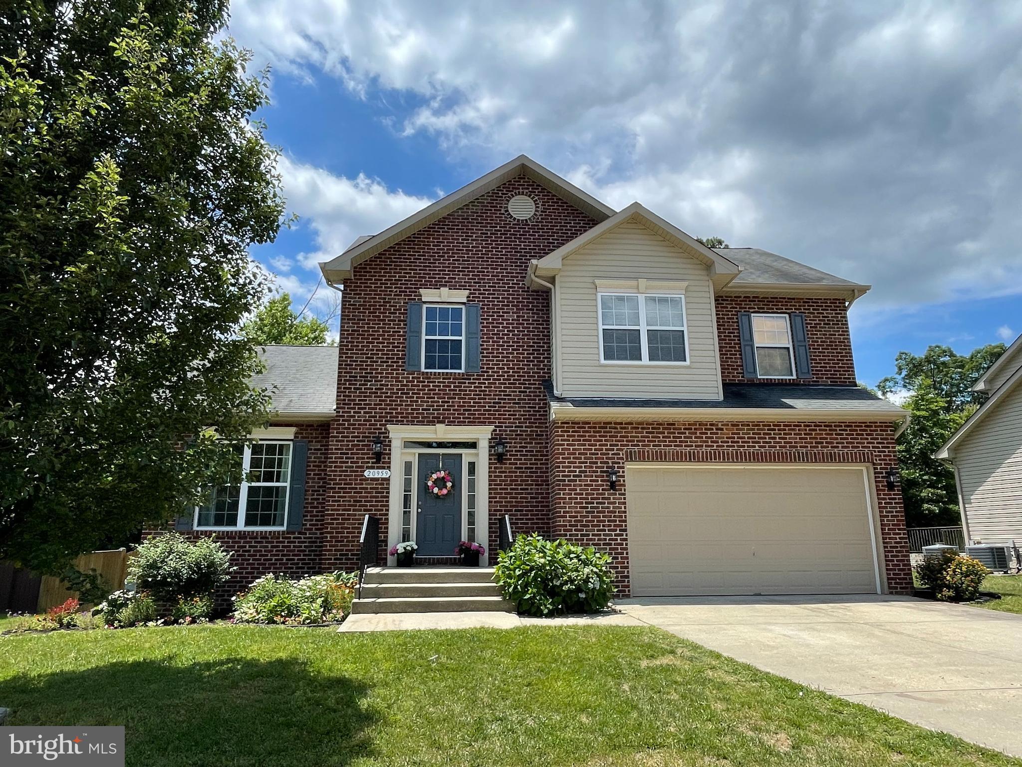 GREENBRIER ESTATES - Residential