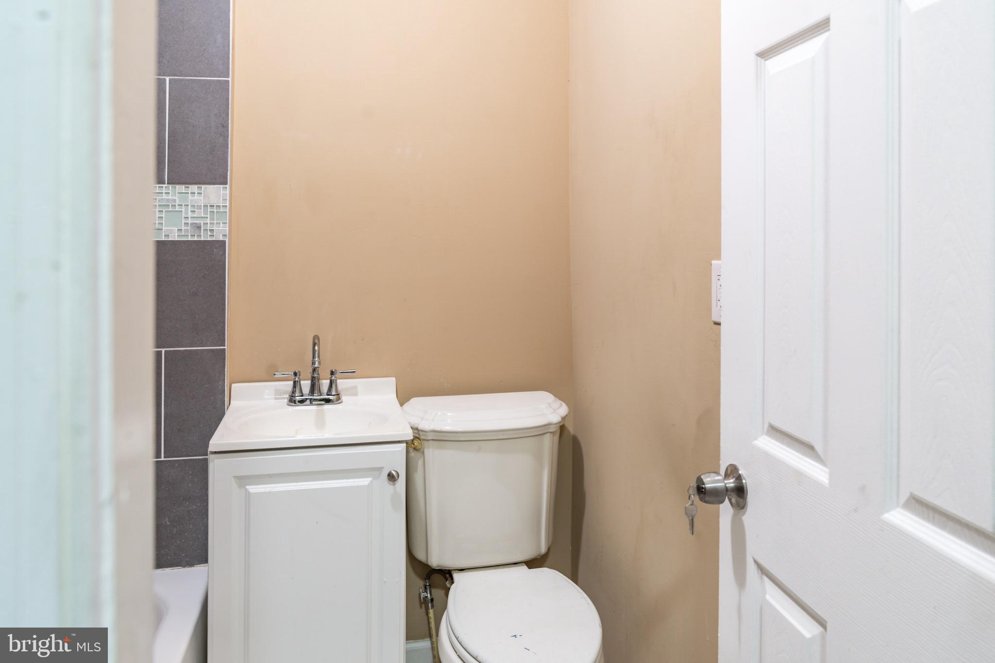 BALTIMORE EAST - SOUTH CLIFTON PARK HIST. DISTRICT - Residential