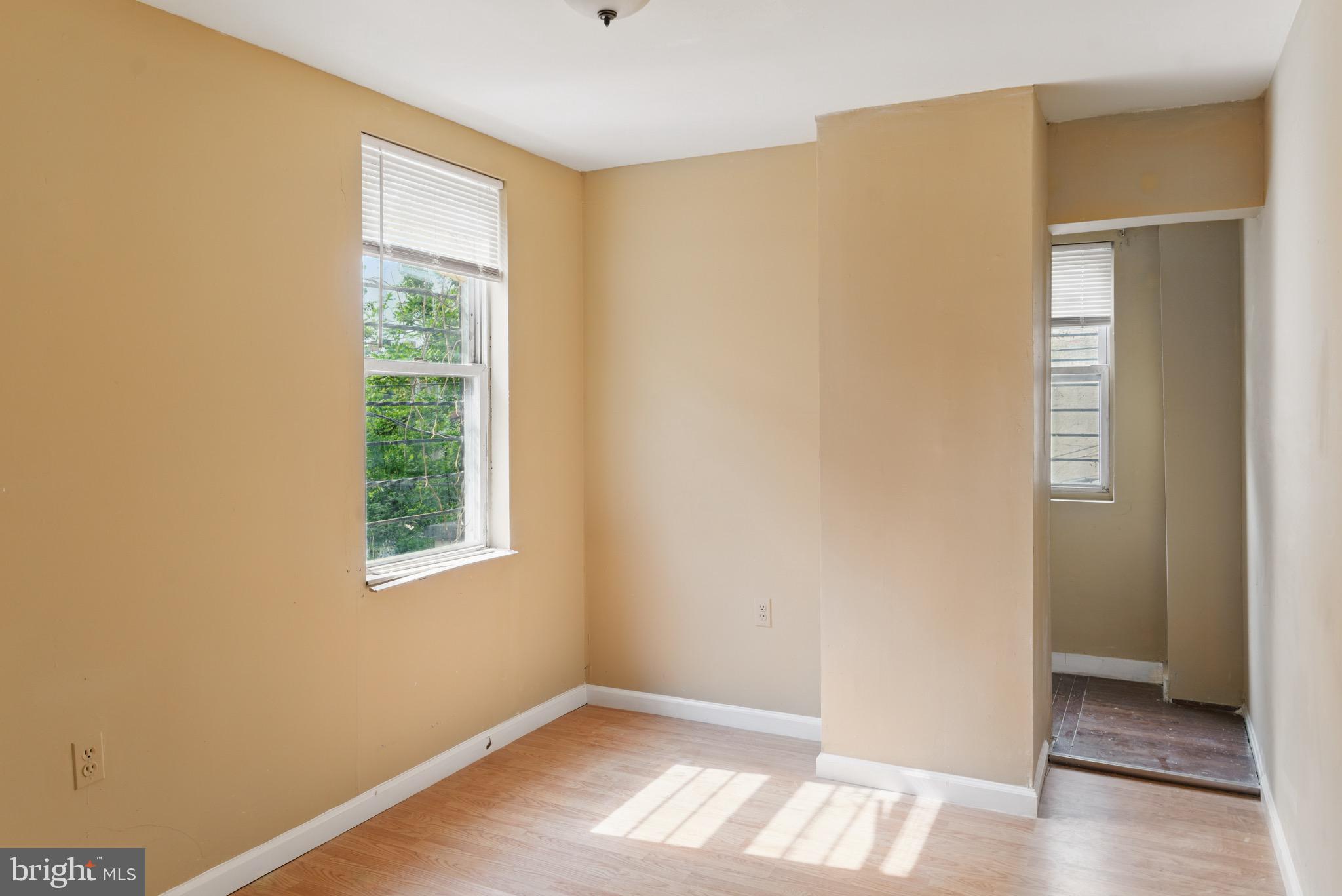 BALTIMORE EAST - SOUTH CLIFTON PARK HIST. DISTRICT - Residential