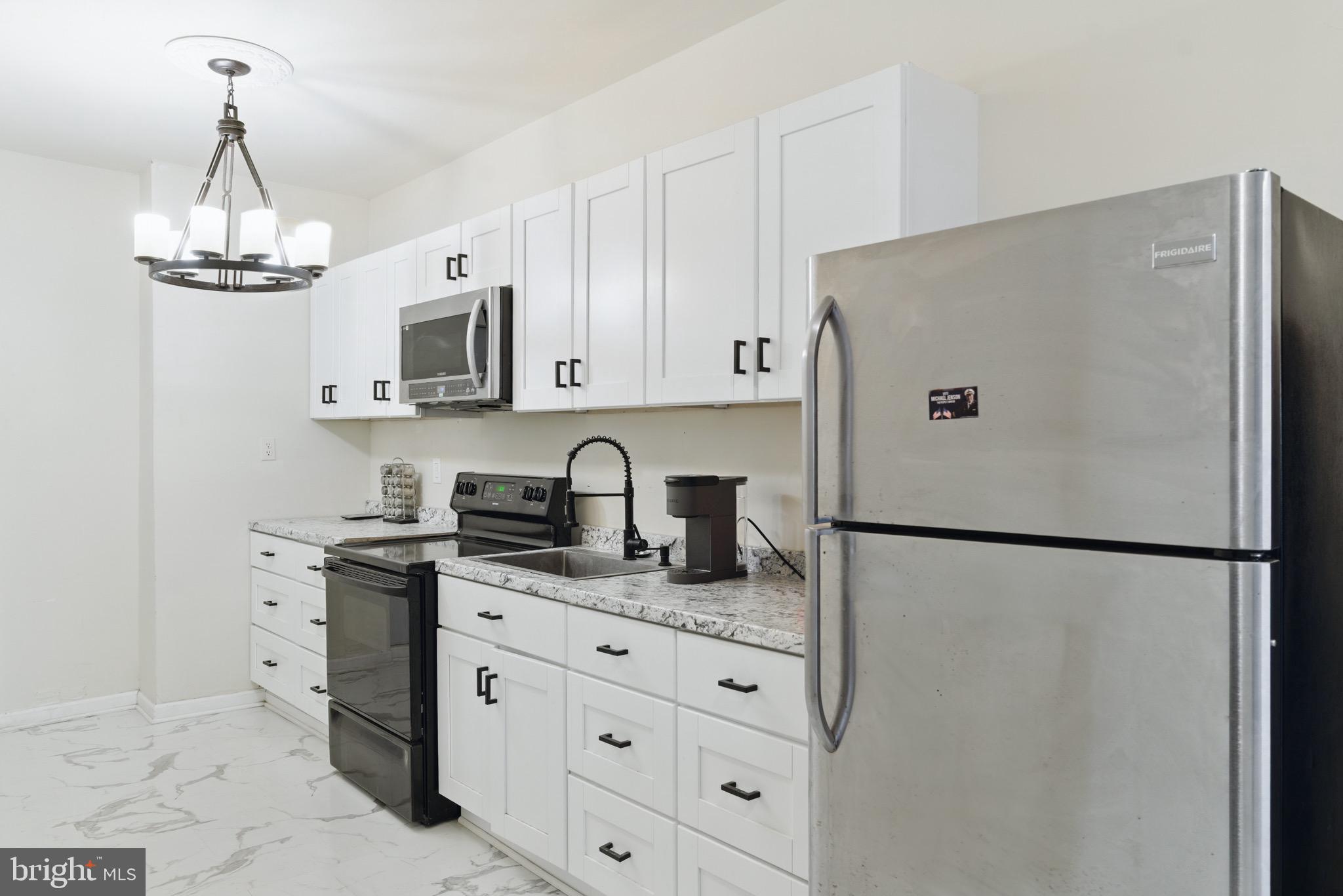 BALTIMORE EAST - SOUTH CLIFTON PARK HIST. DISTRICT - Residential