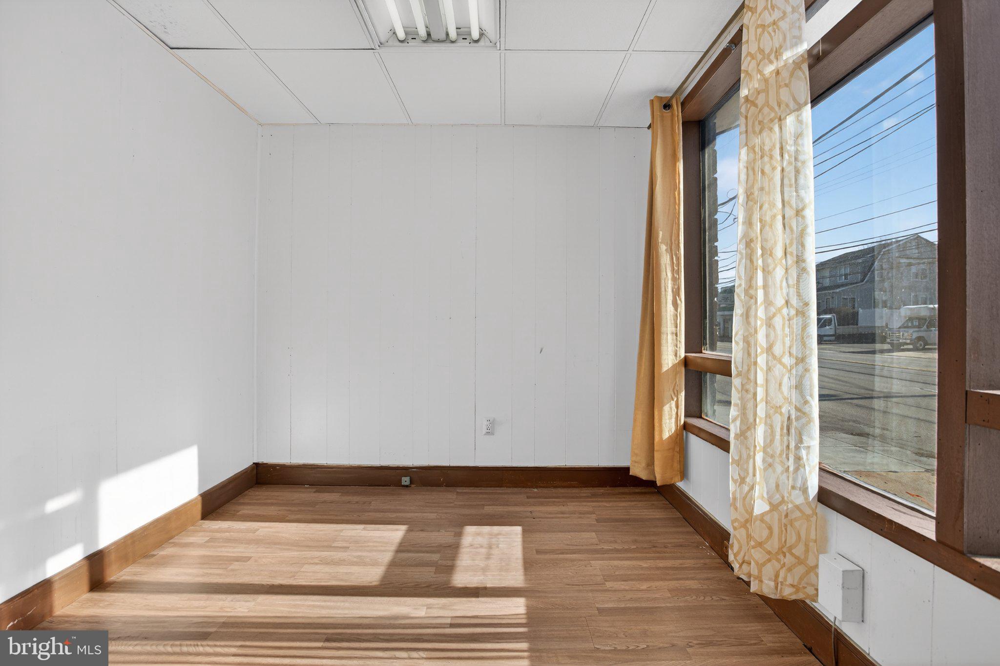 RIDLEY PARK - Residential