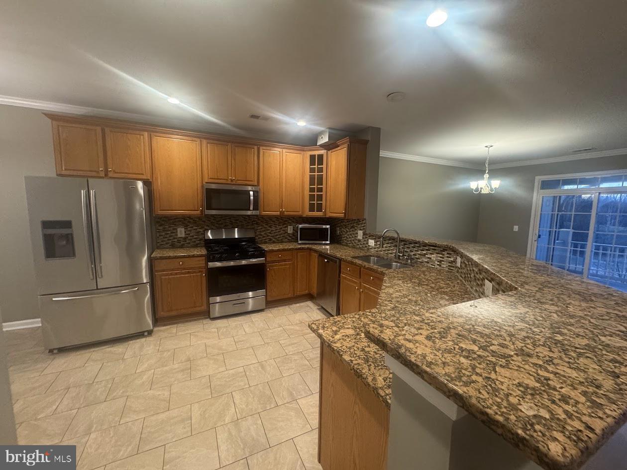 BELMONT BAY - Residential Lease