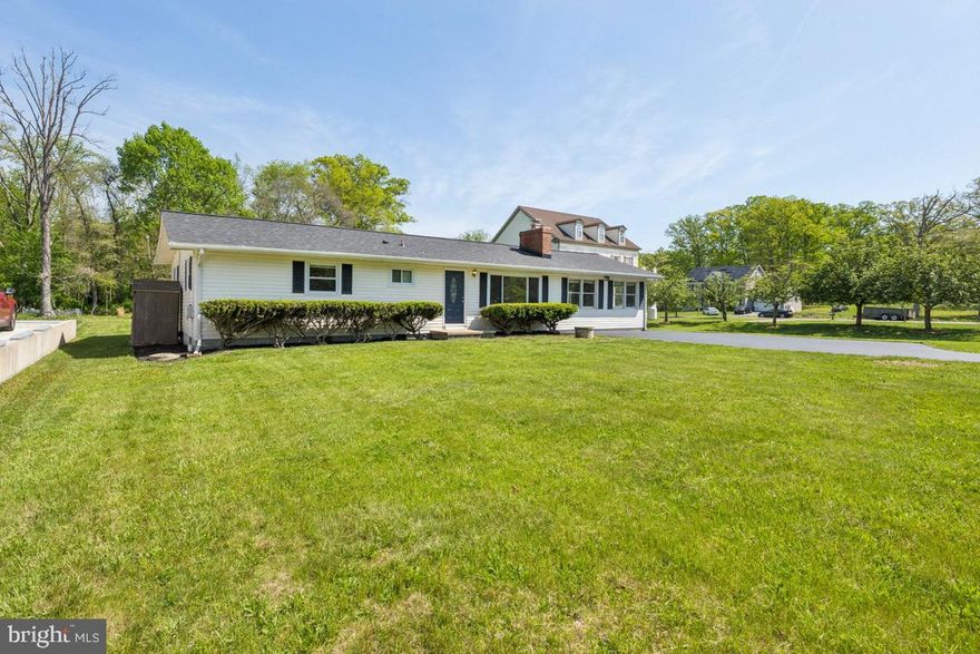 Fantastic and fully renovated single level Rambler located in HIGHLY desired Broad Run Farms ❤️ 
This stunning 4 bedroom & 2 bathroom home offers over 2300 sqft of open living space, ambient lighting and many upgrades throughout.  Everyone will enjoy the eat-in kitchen, large dining room and spacious family room.  The 4th bedroom is perfect for in-law or au pair suite  large with separate entrance.
Home is perfect for entertaining on the  oversized back deck and  well manicured lawn backing to trees.  Long drive provides ample parking for all vehicles including an additional parking area next to home great for work vehicles, RV, or  Boat  parking—-NO HOA!!! Chickens ok* Public water hook up excepted 2027 
Home has been fully remodeled 2025:
New roof 
Updated wood burning fireplace
New luxury flooring
Fresh paint 
Open concept