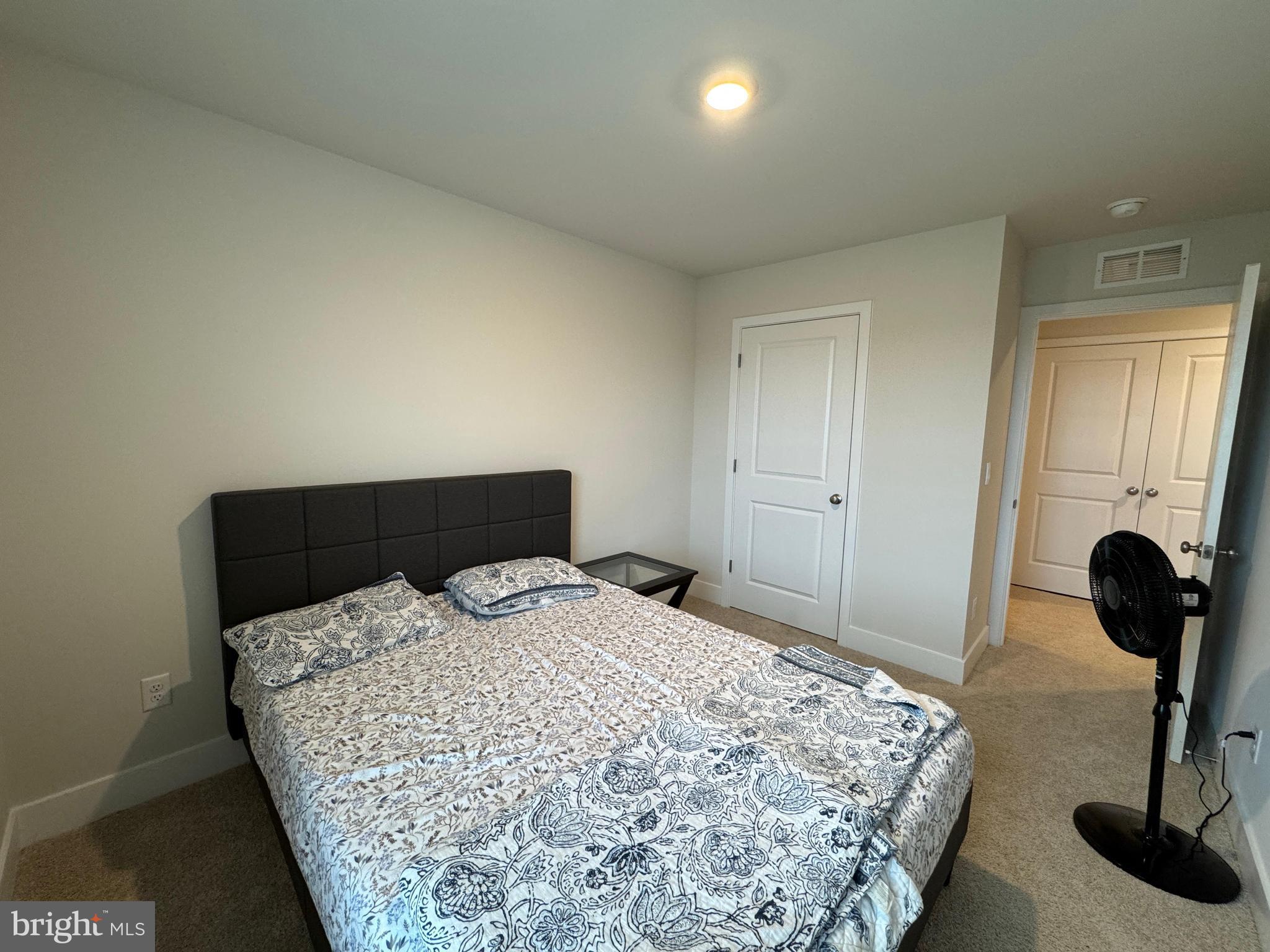 RETREAT AT WINDING CREEK - Residential Lease