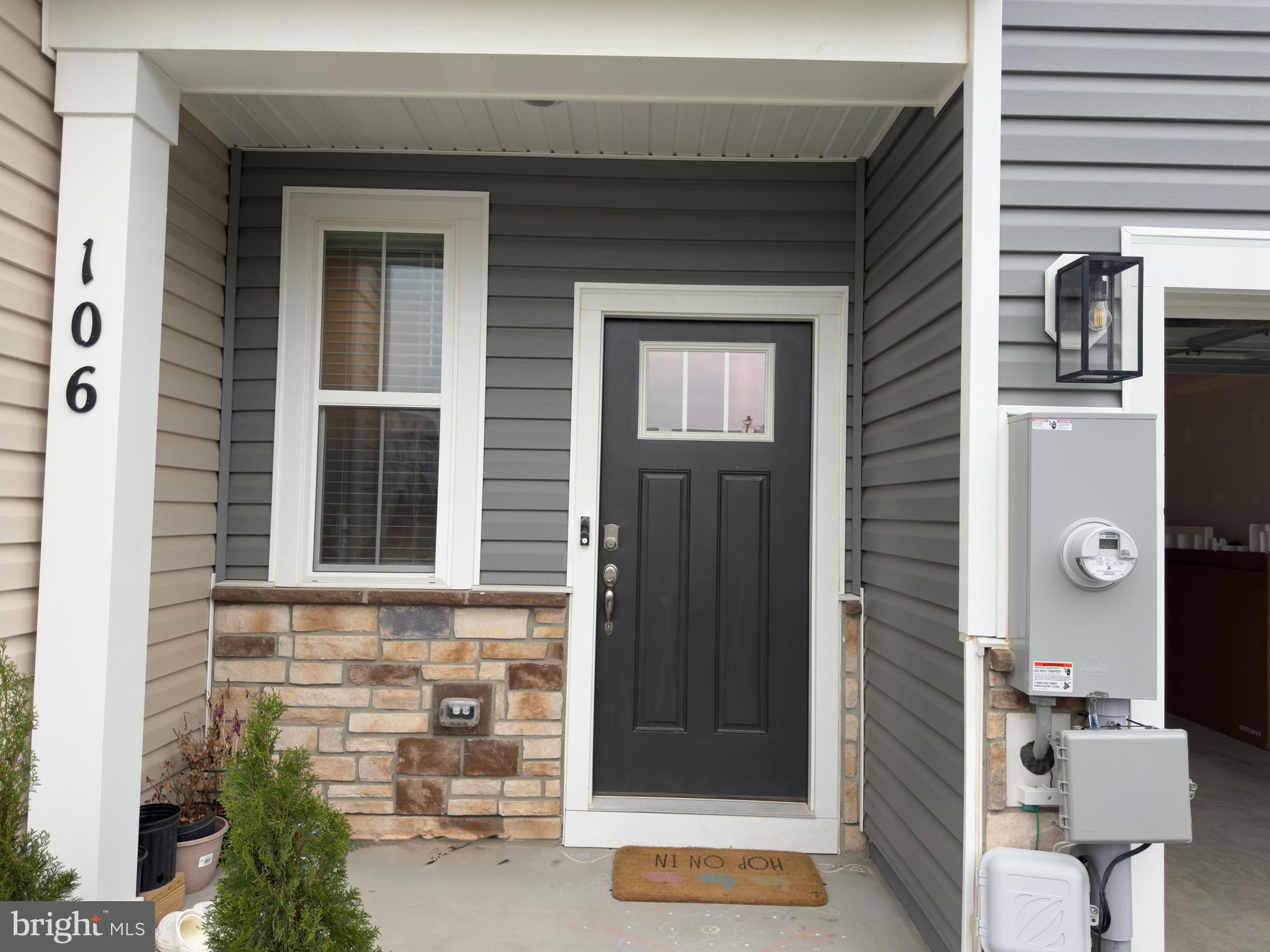 RETREAT AT WINDING CREEK - Residential Lease