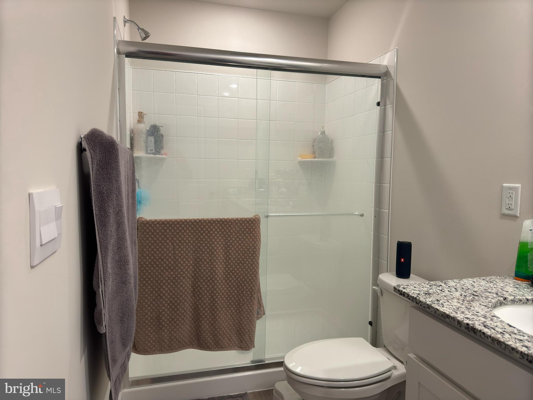 RETREAT AT WINDING CREEK - Residential Lease