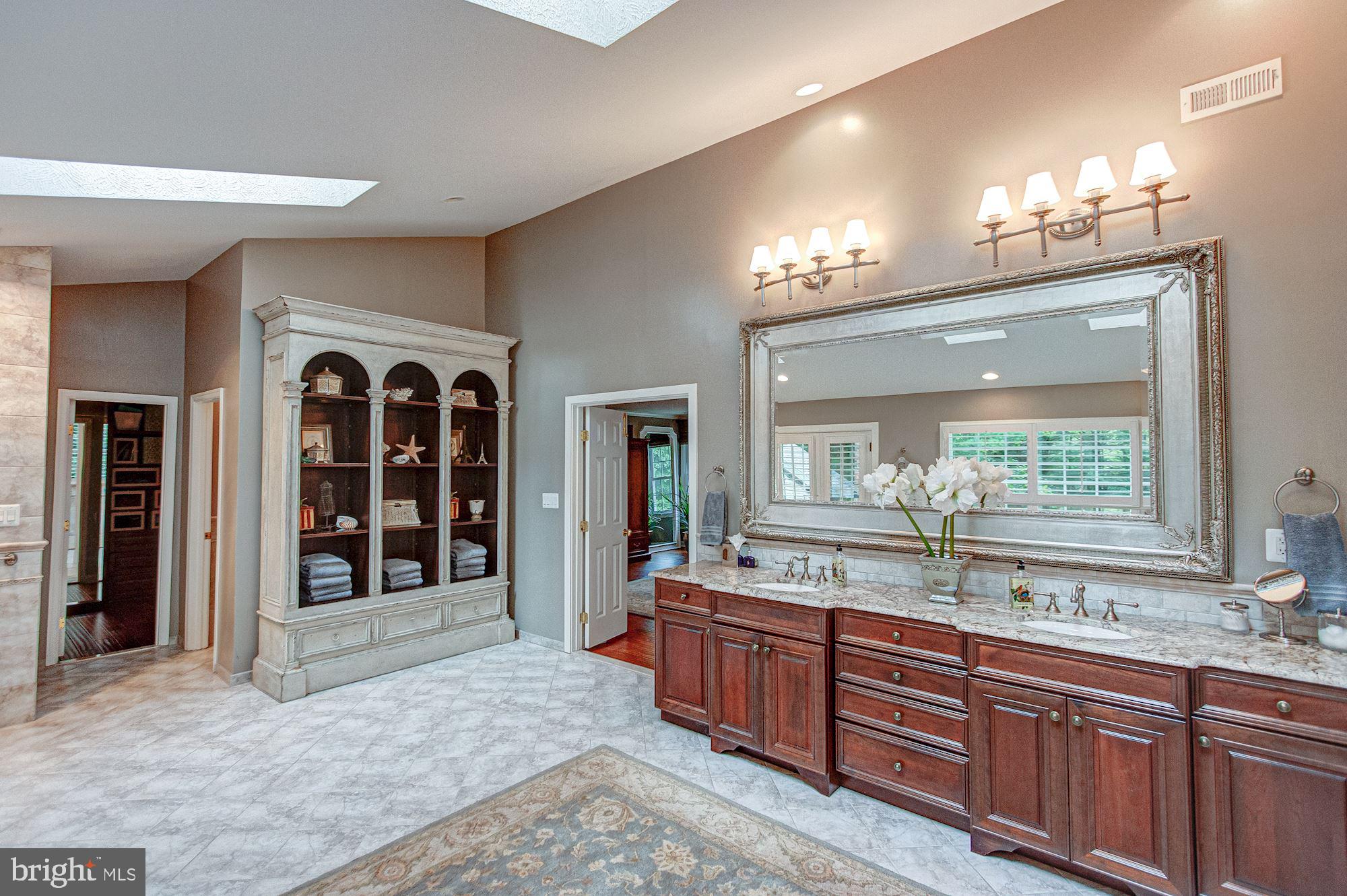 EATON PARK - Residential