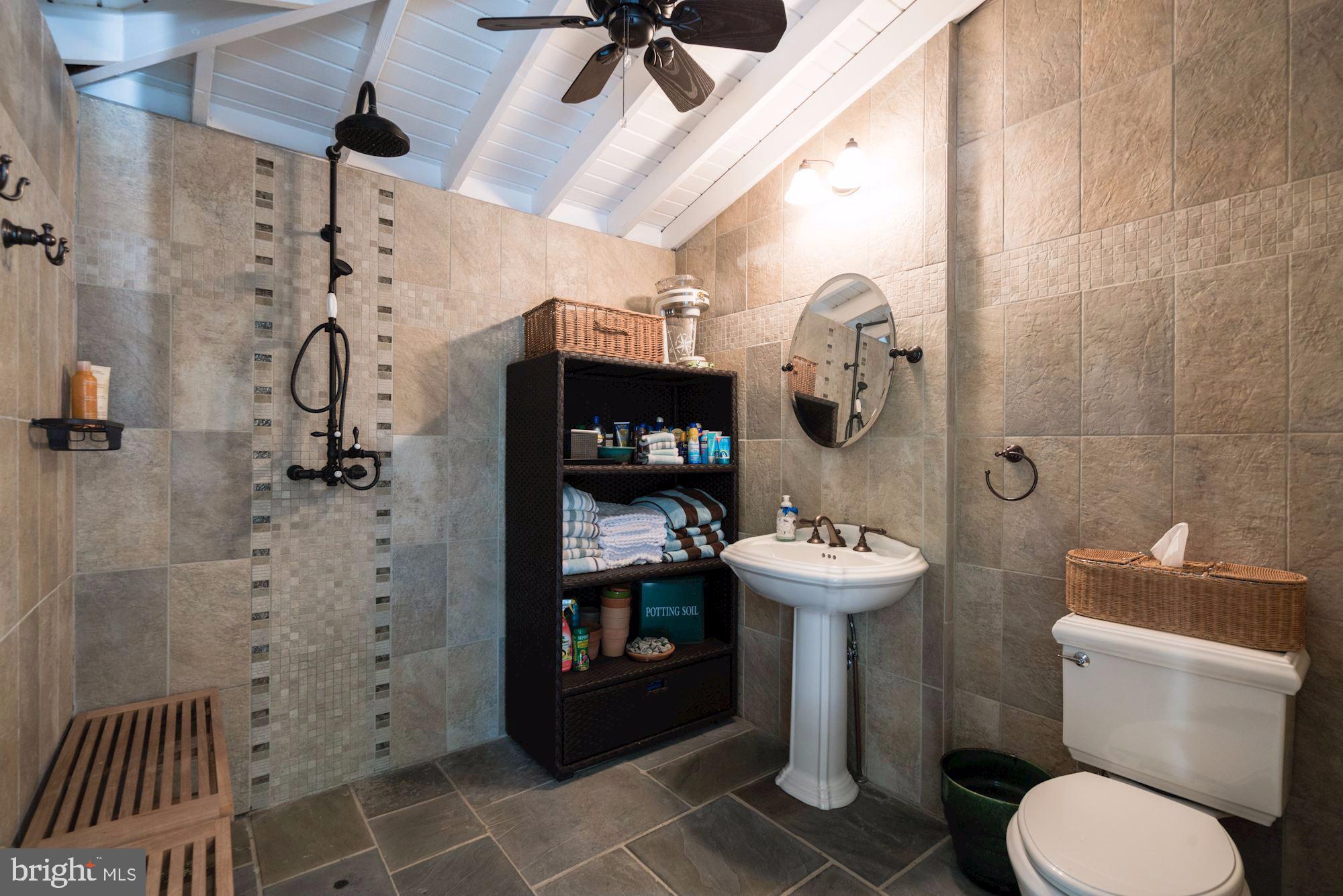 EATON PARK - Residential