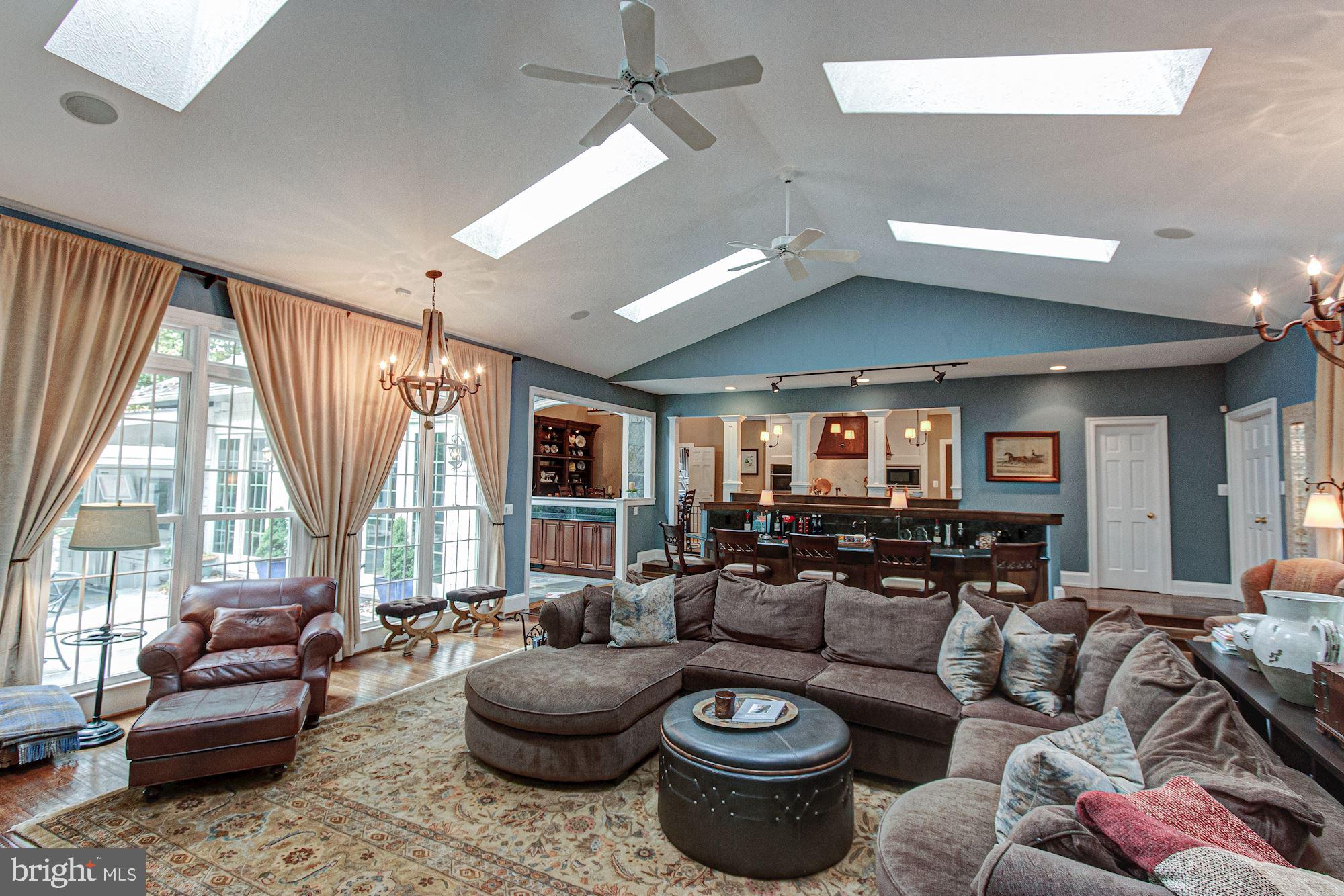 EATON PARK - Residential