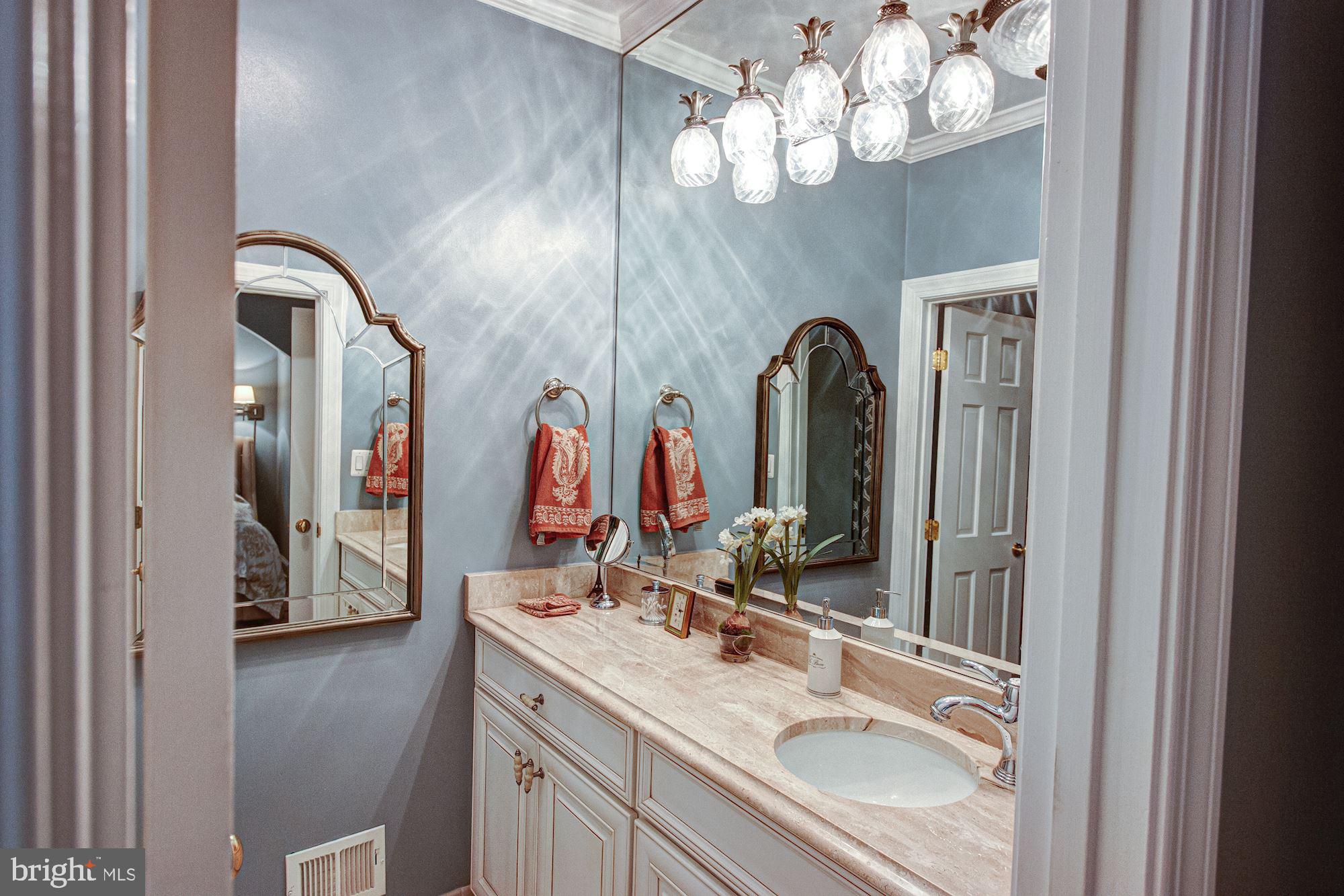 EATON PARK - Residential