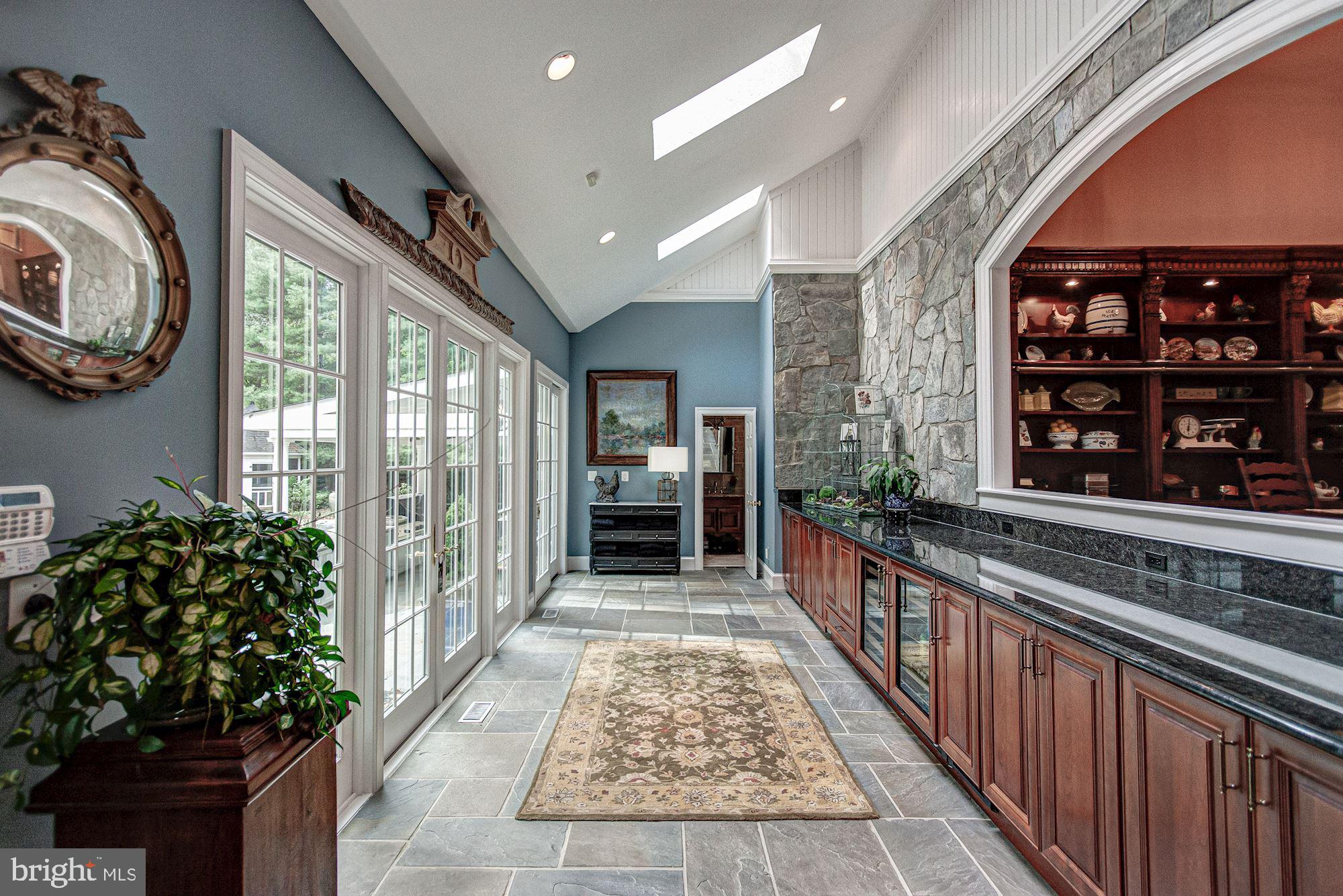 EATON PARK - Residential