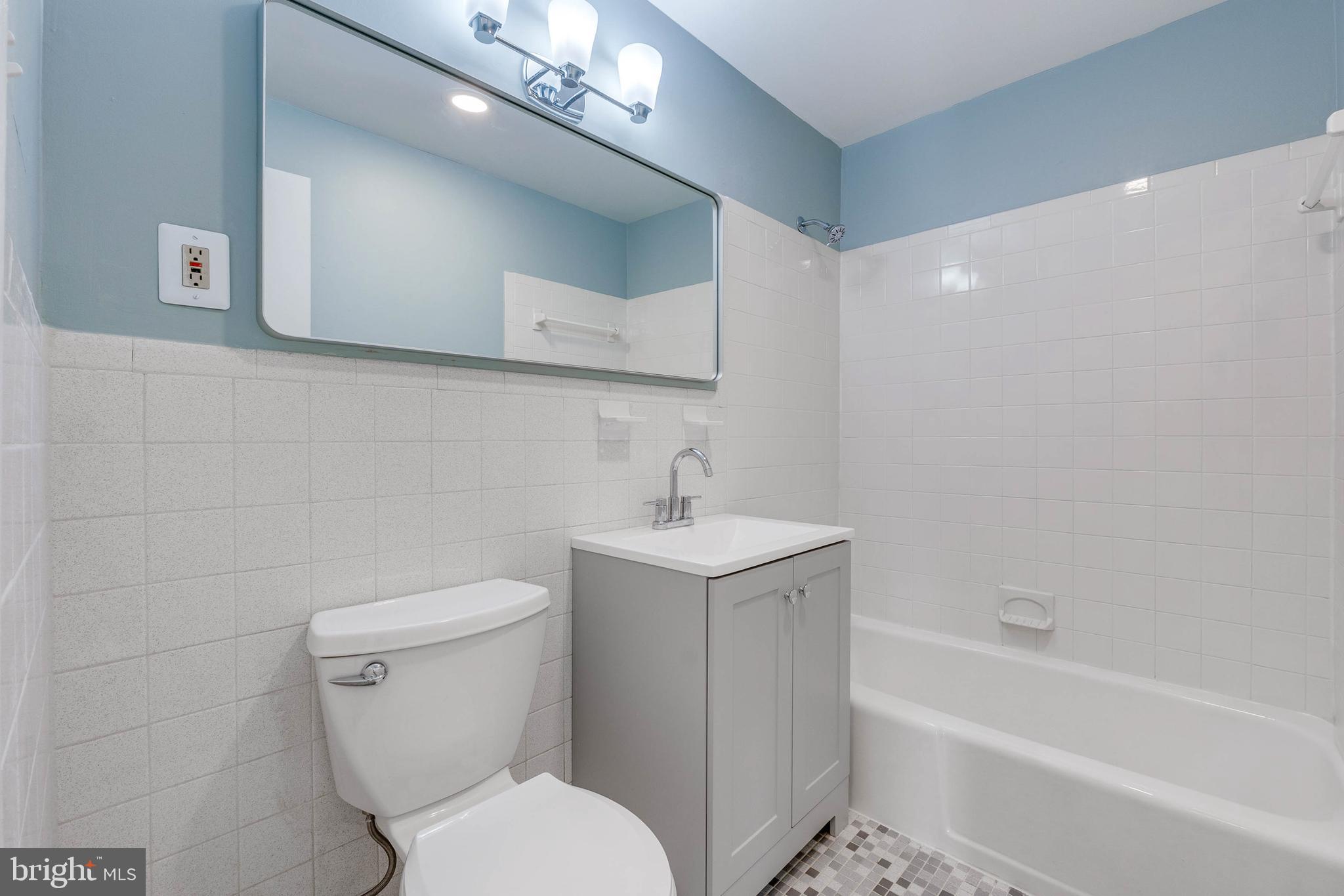 STONERIDGE KNOLL - Residential Lease