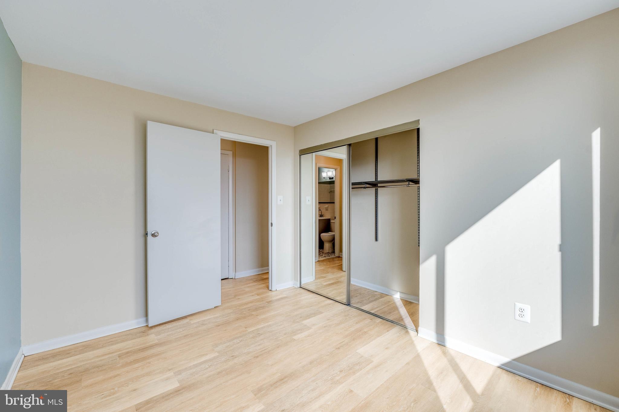 STONERIDGE KNOLL - Residential Lease